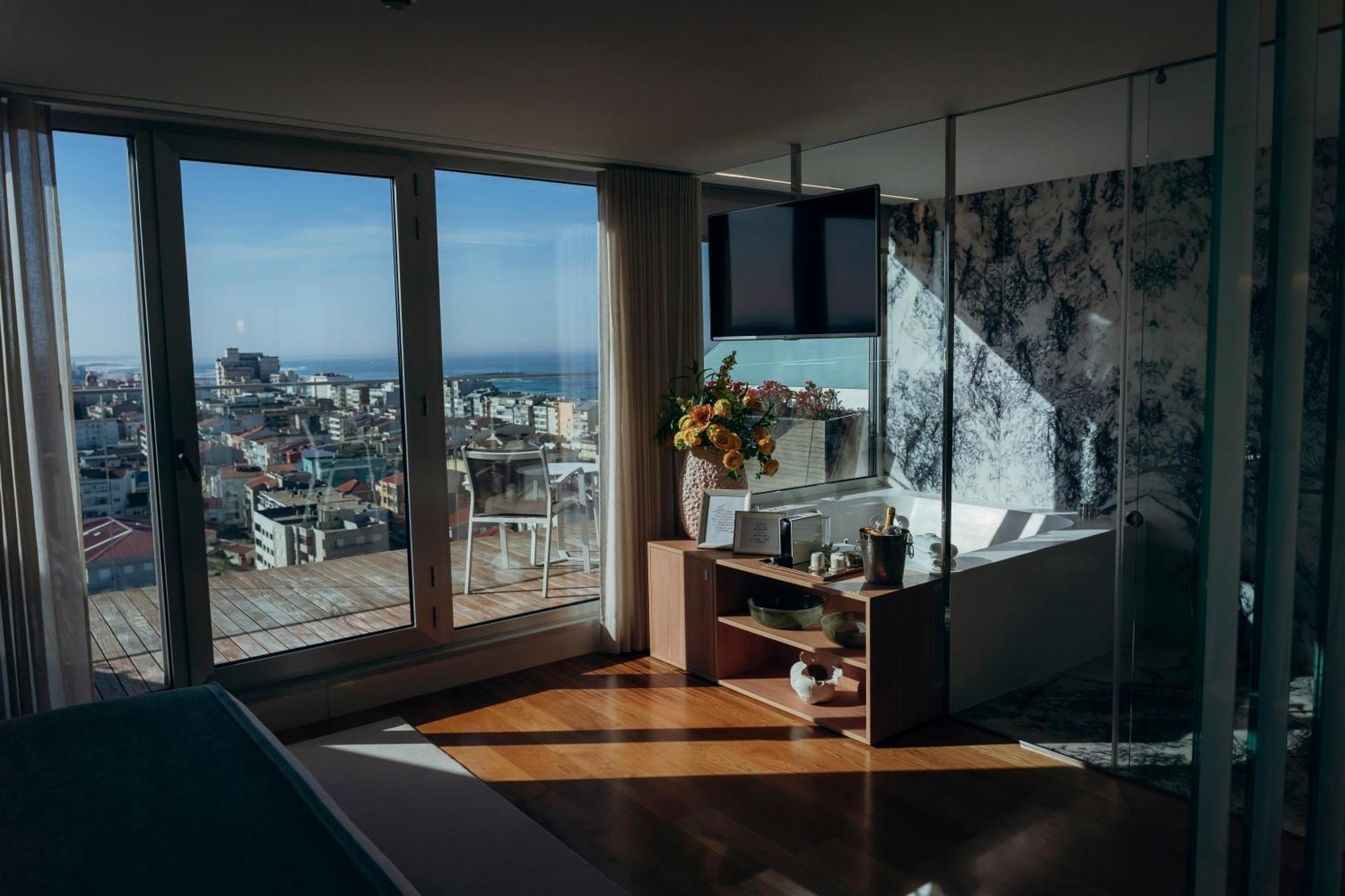 Deluxe Suite Sea View