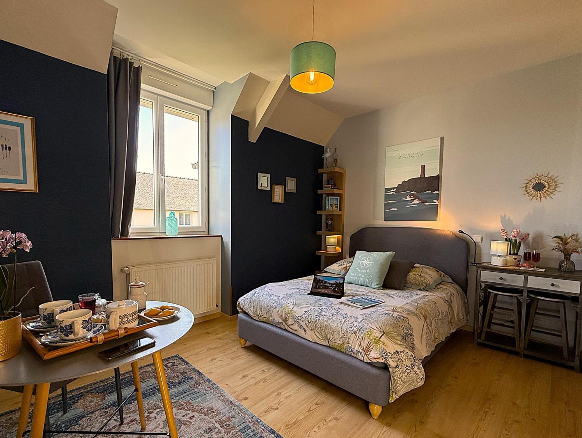 Deluxe Double Room Side Sea View
