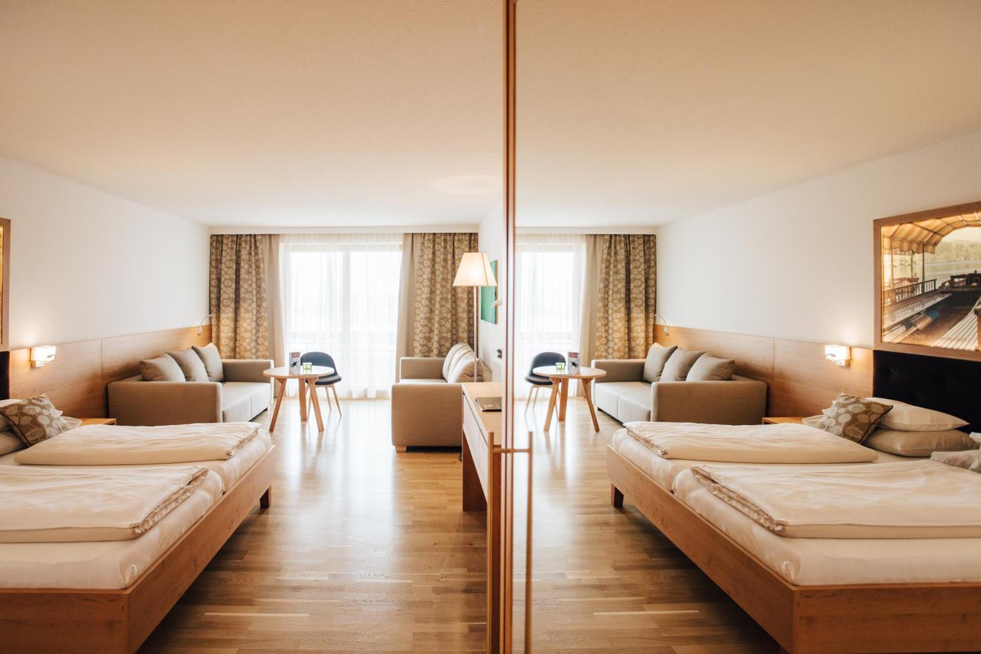 Suite Balcony Lake View
