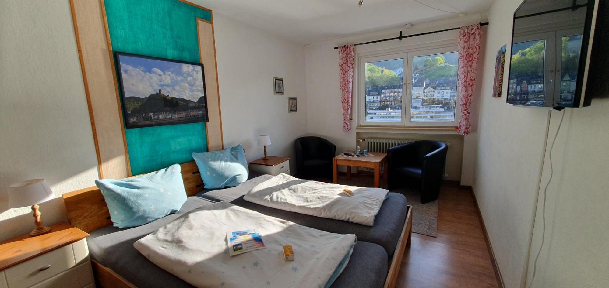 Double Room Mountain View