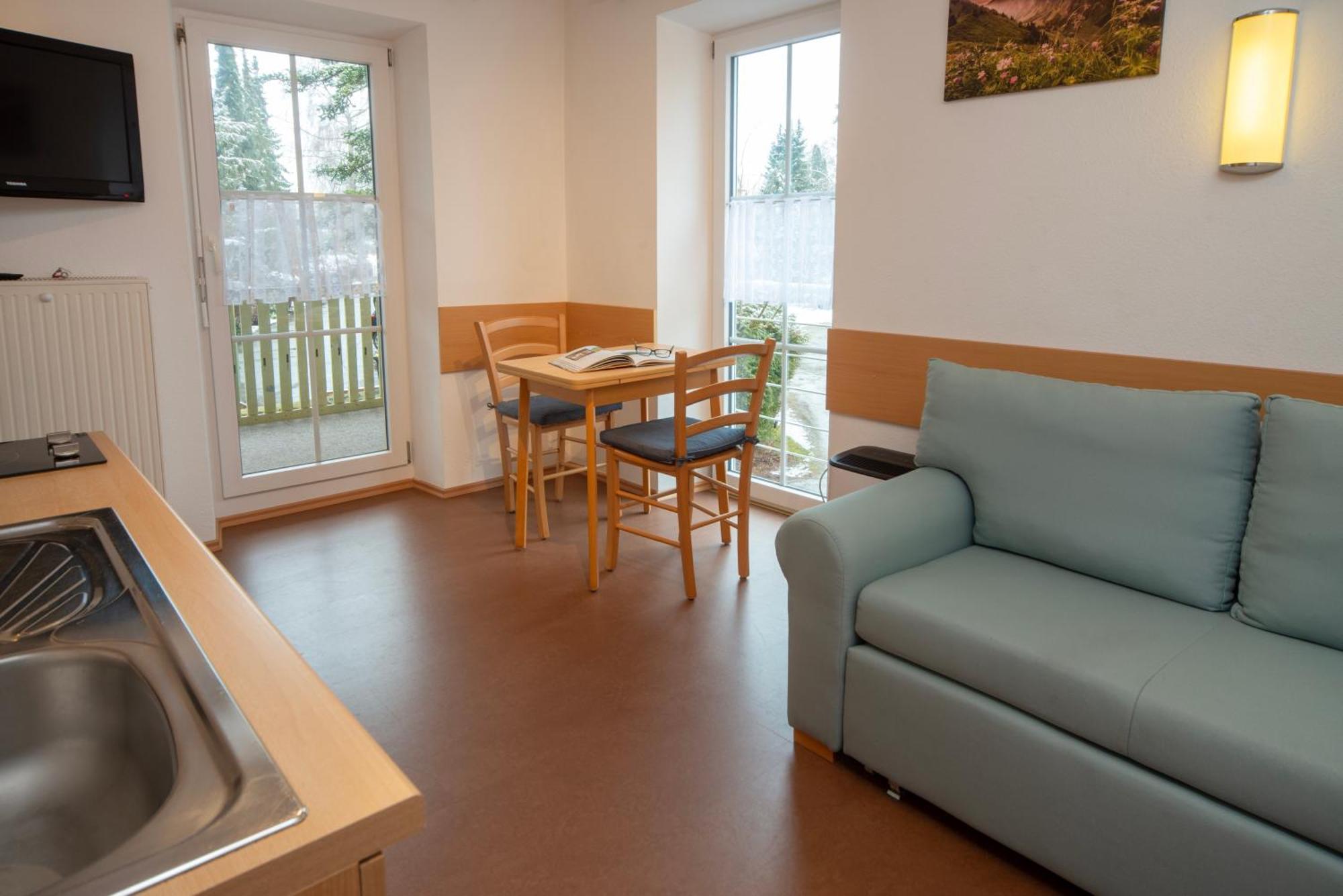 One-Bedroom Apartment