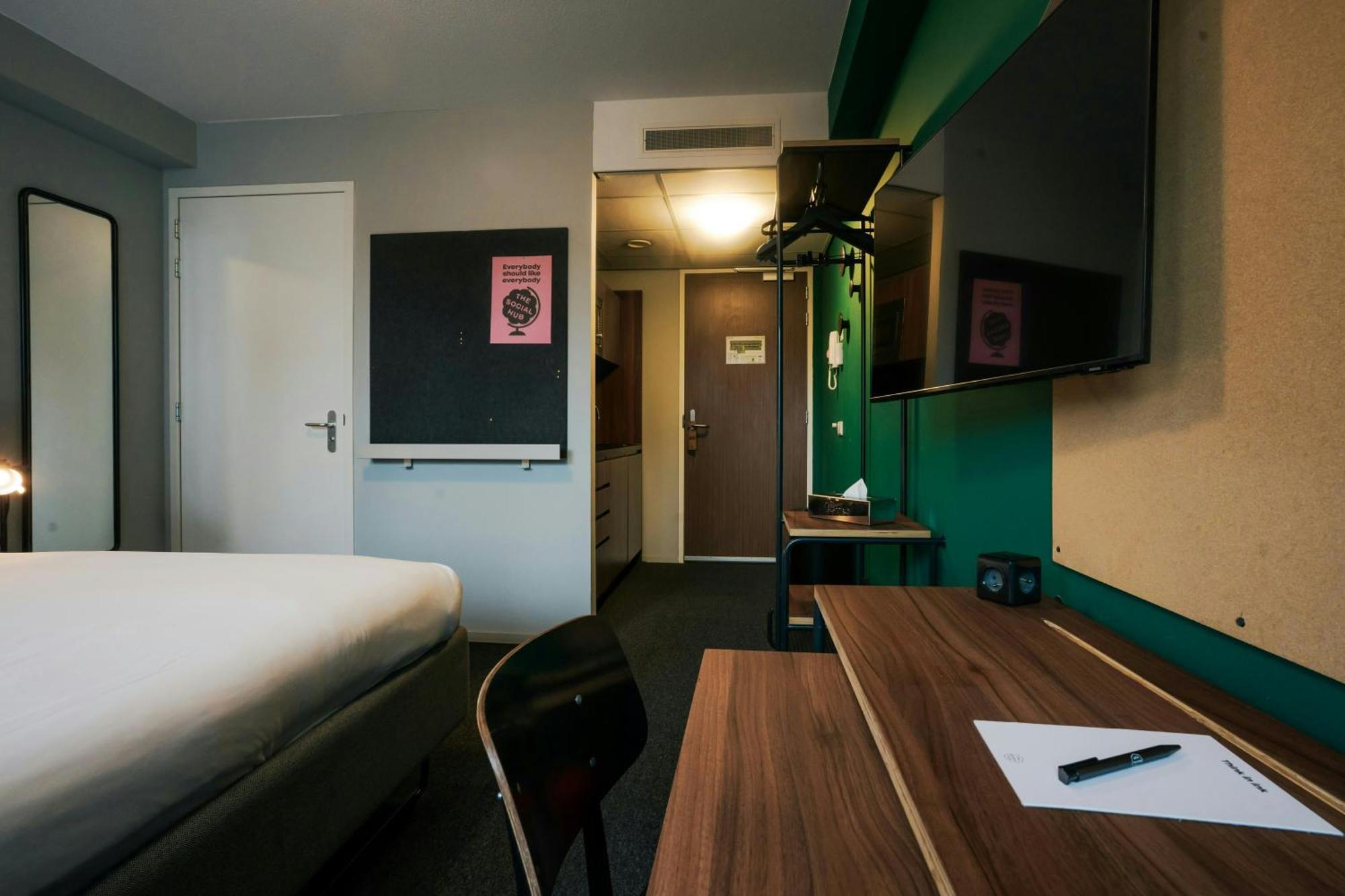Executive Studio