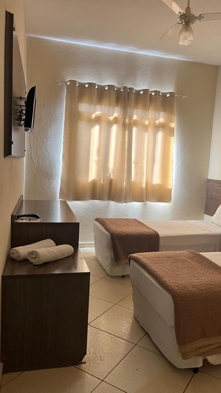 Quarto Deluxe com 2 Camas de Solteiro