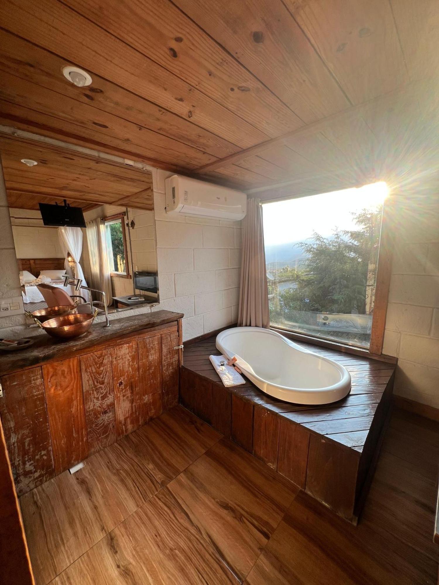 Junior Suite Mountain View