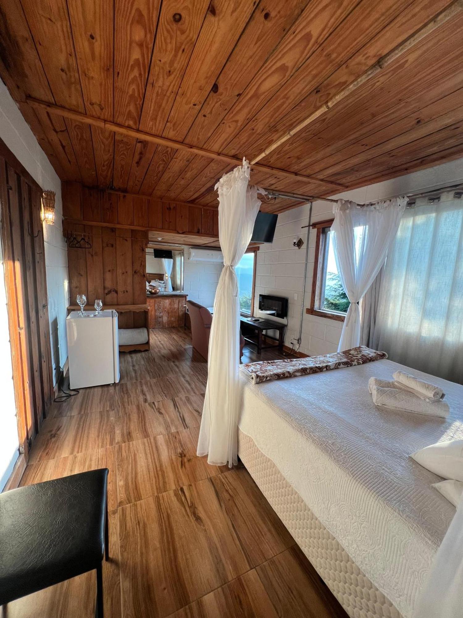 Junior Suite Mountain View