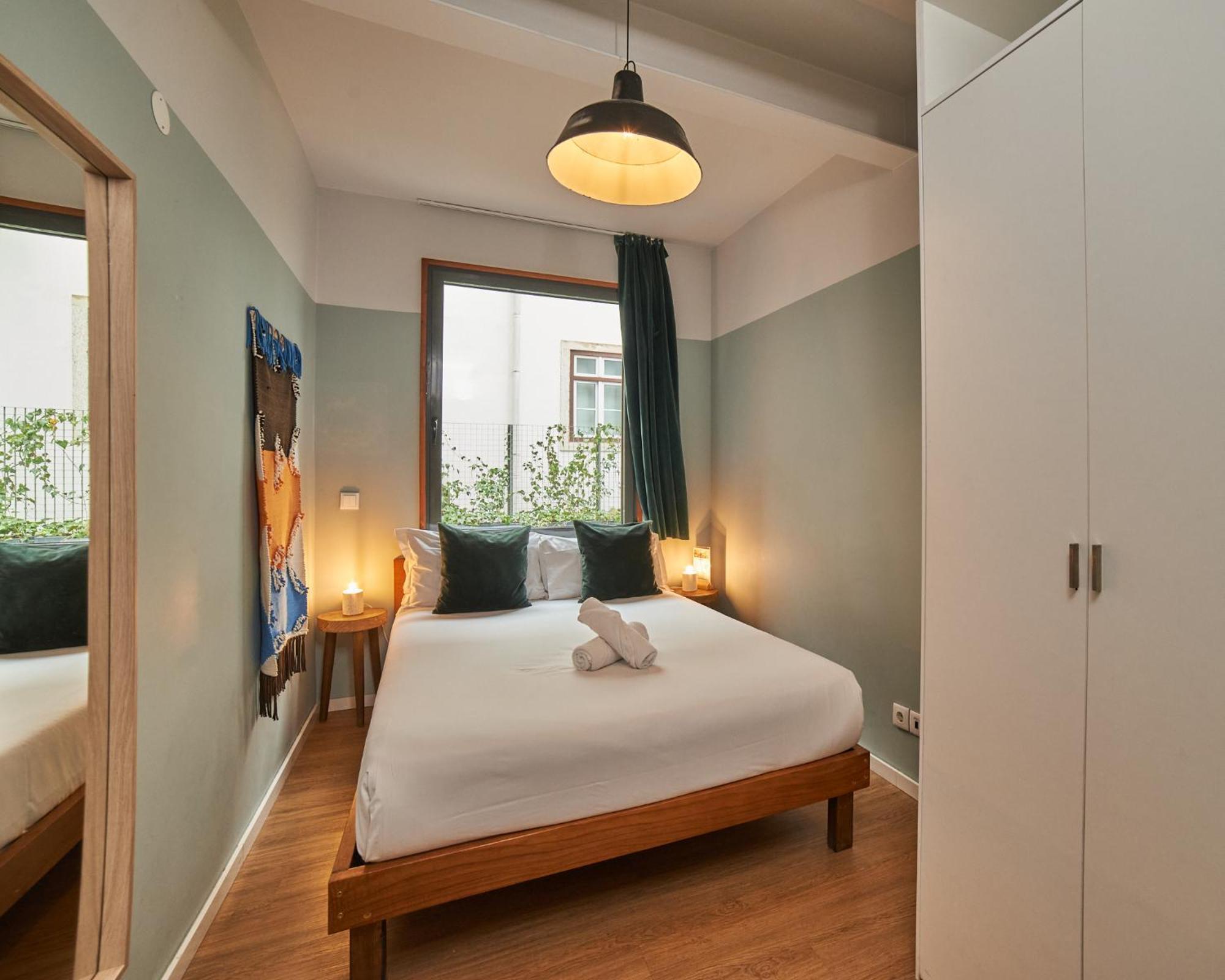 Compact Room Double Bed