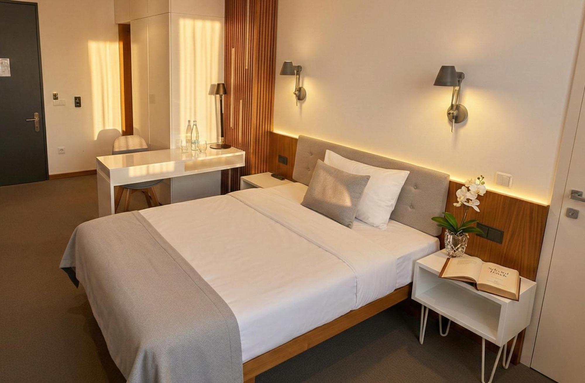Deluxe Single Room