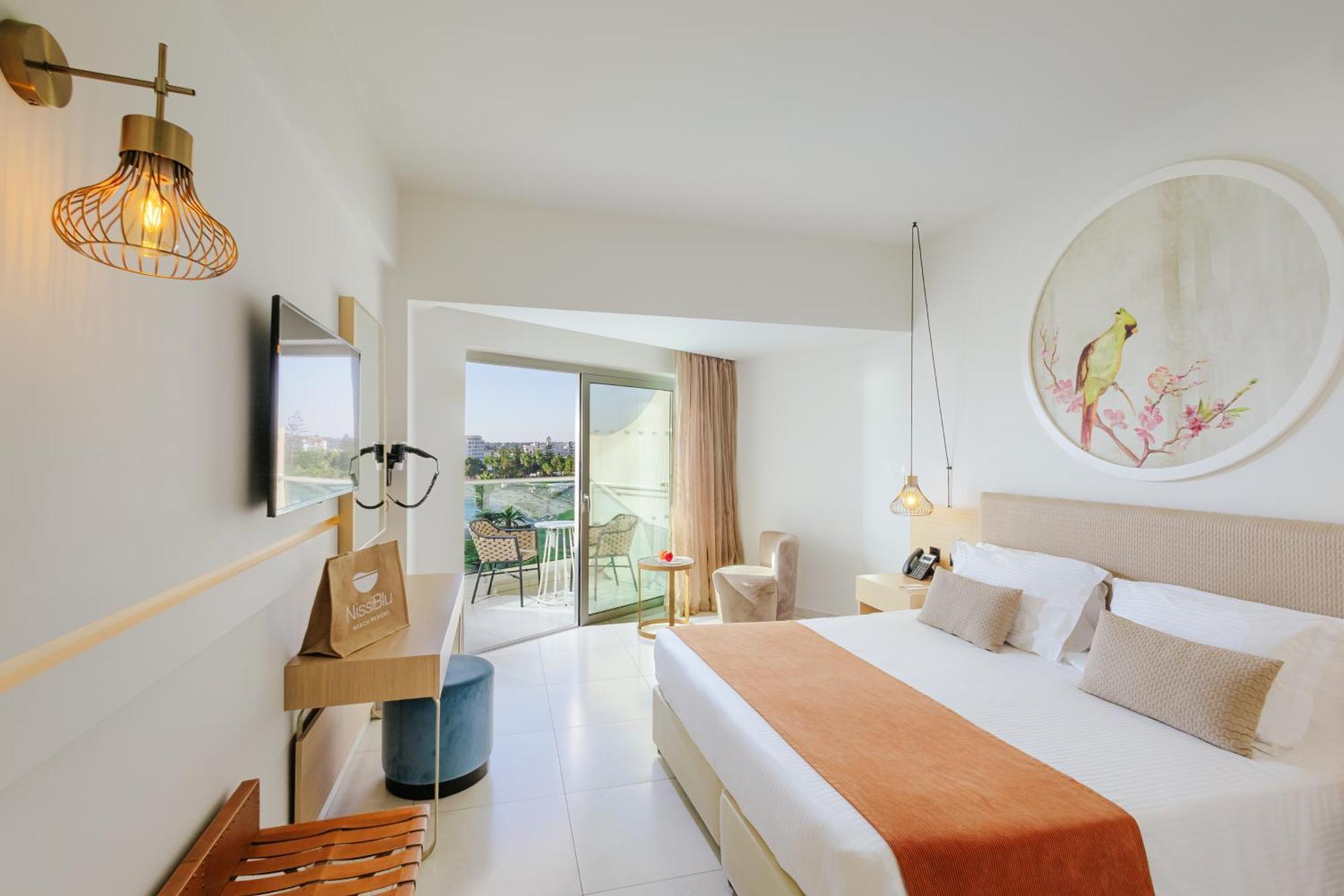 Superior Double or Twin Room Sea View