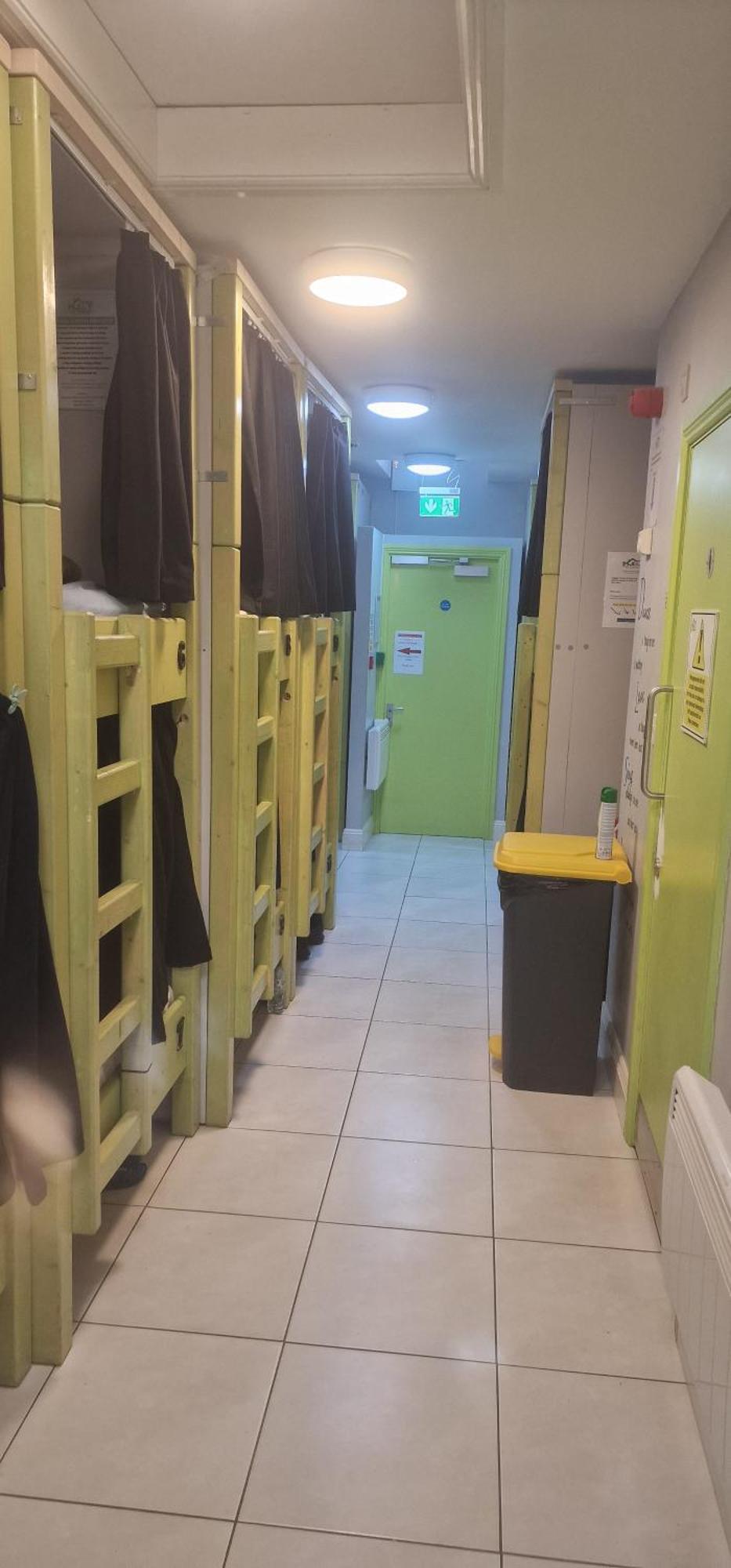 Bed 16 Bed Mixed Dormitory Room