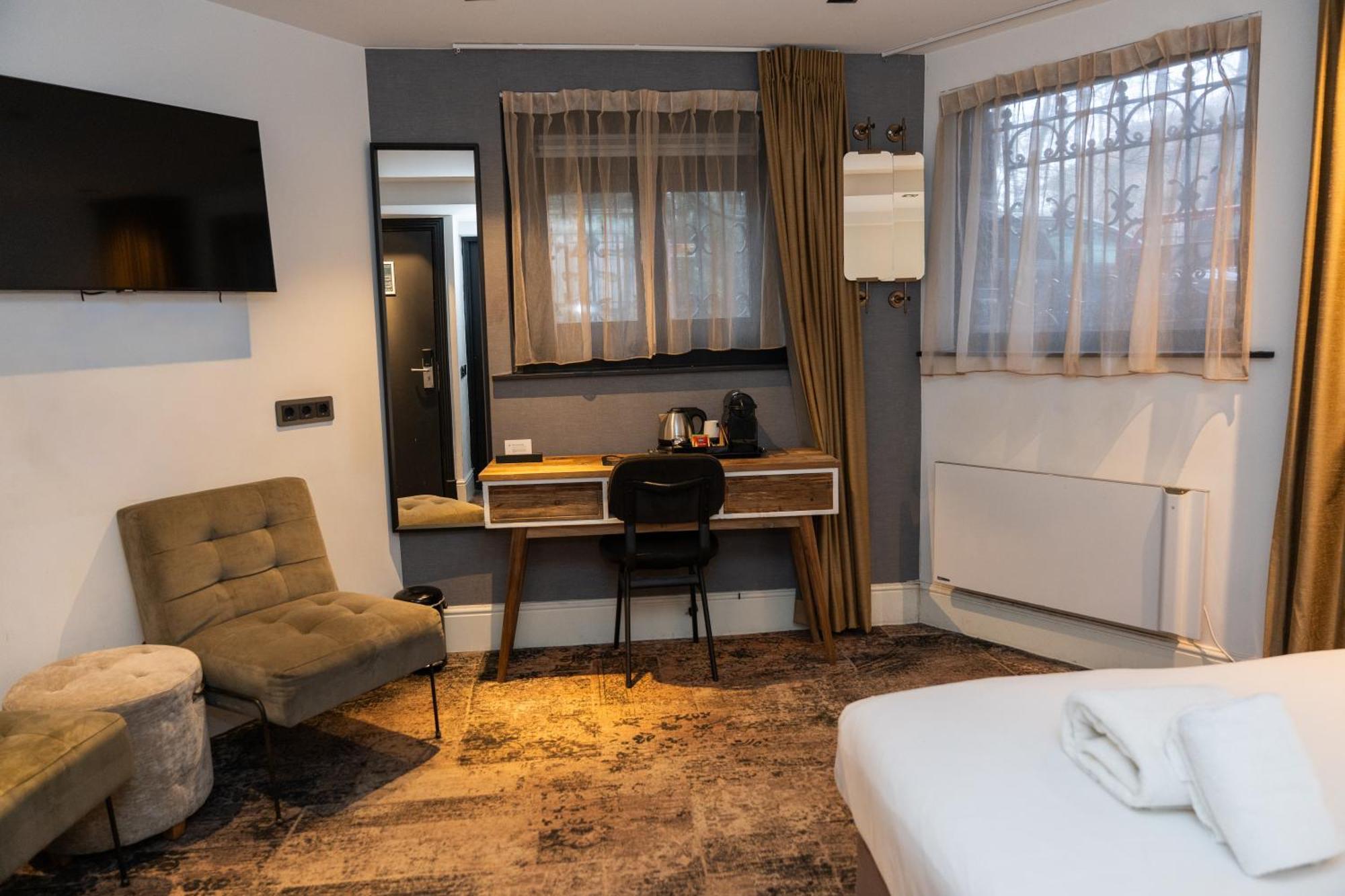 Superior Souterrain Double Room