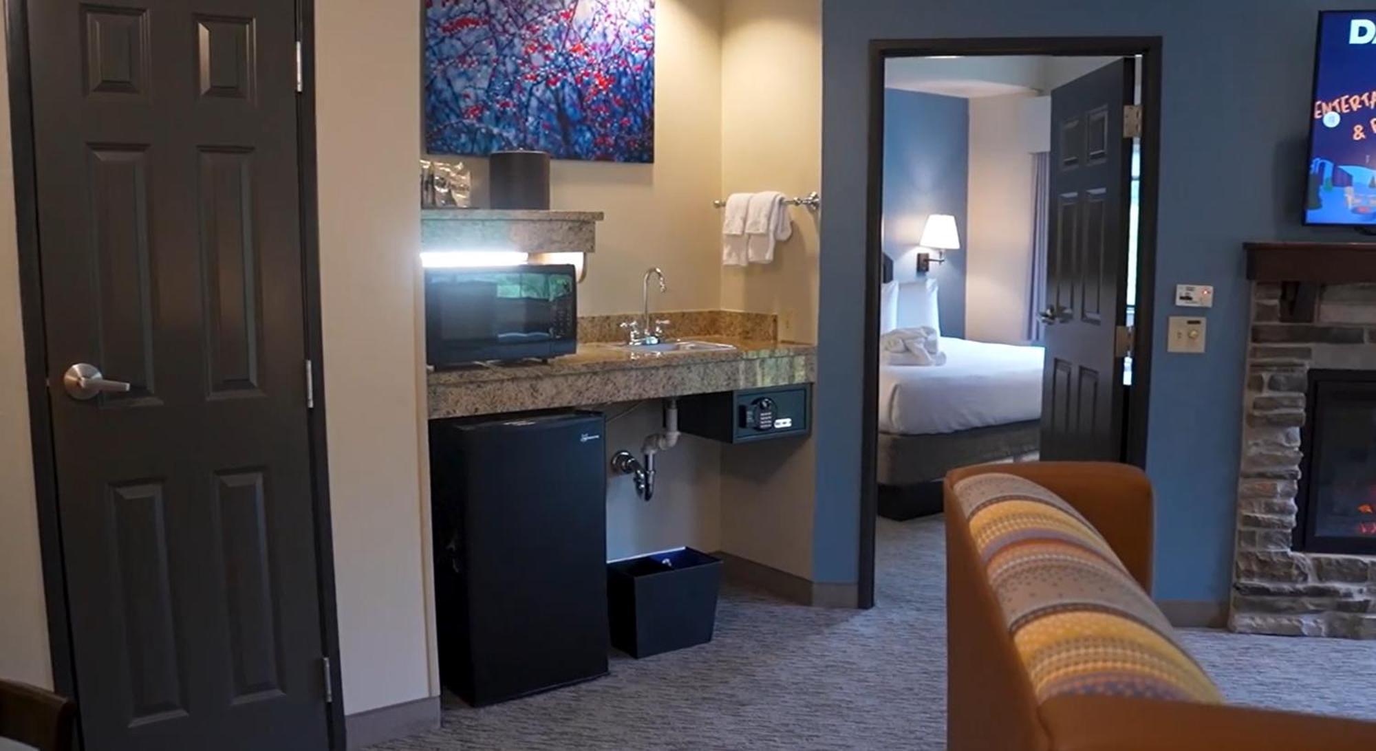 1 Bedroom Suite