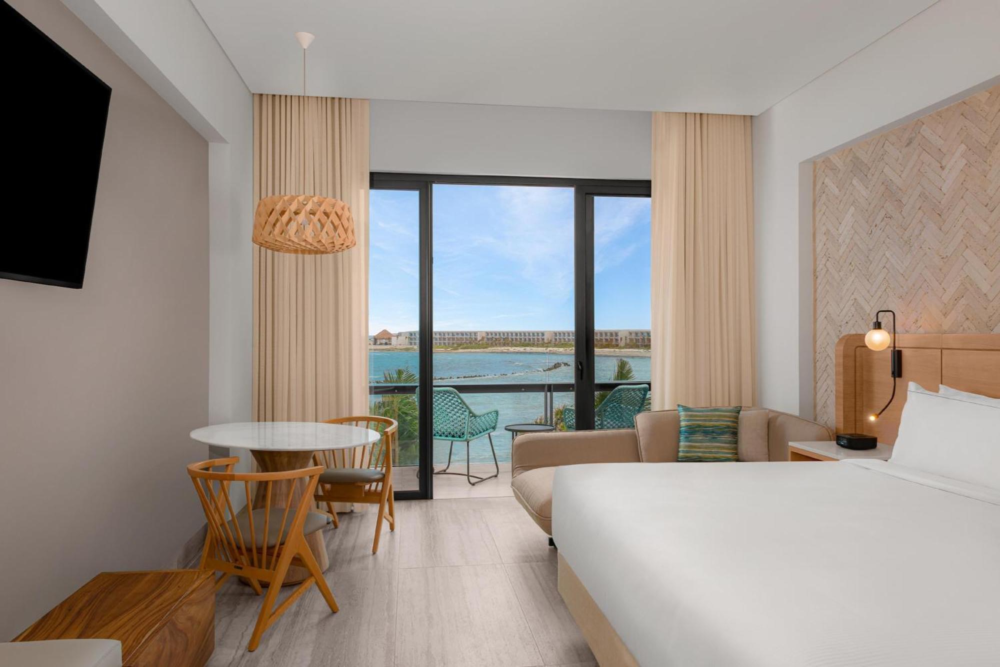 King Suite Ocean View,1756808870:JPEG