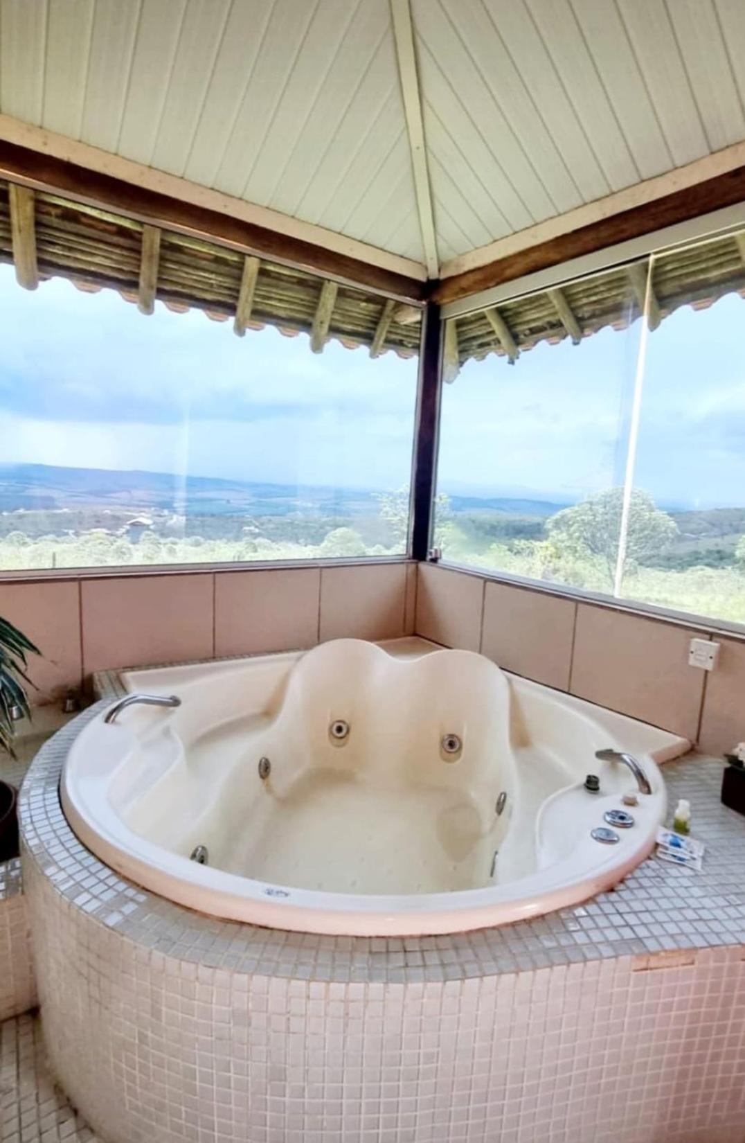 Suite Hot Tub