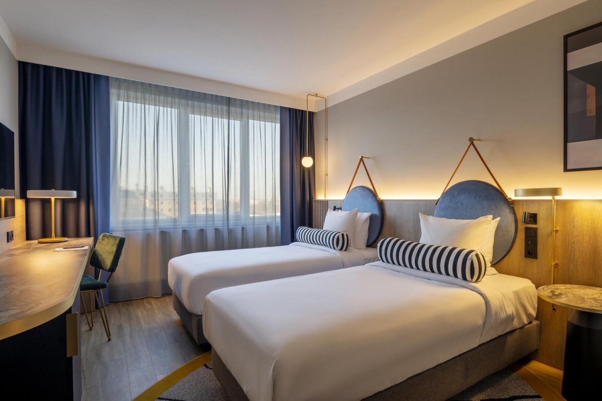 Comfort Twin Room