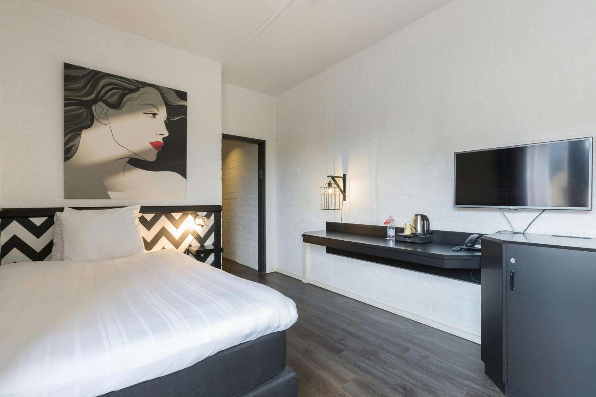 Comfort Room 1 Single Bed