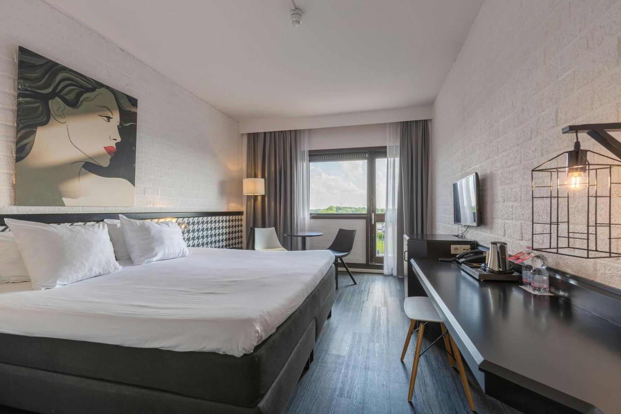 Comfort Room 1 Twin Bed