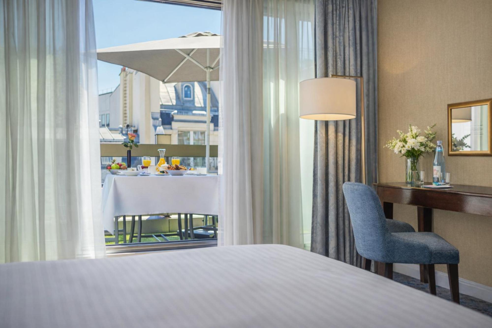 Deluxe King Room Terrace