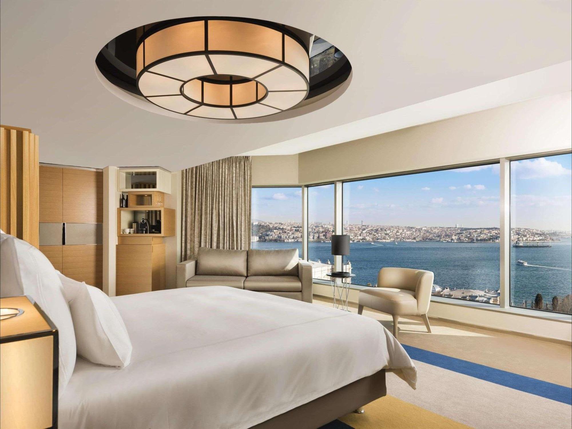 Corner Room Bosphorus View,1770833479:JPEG