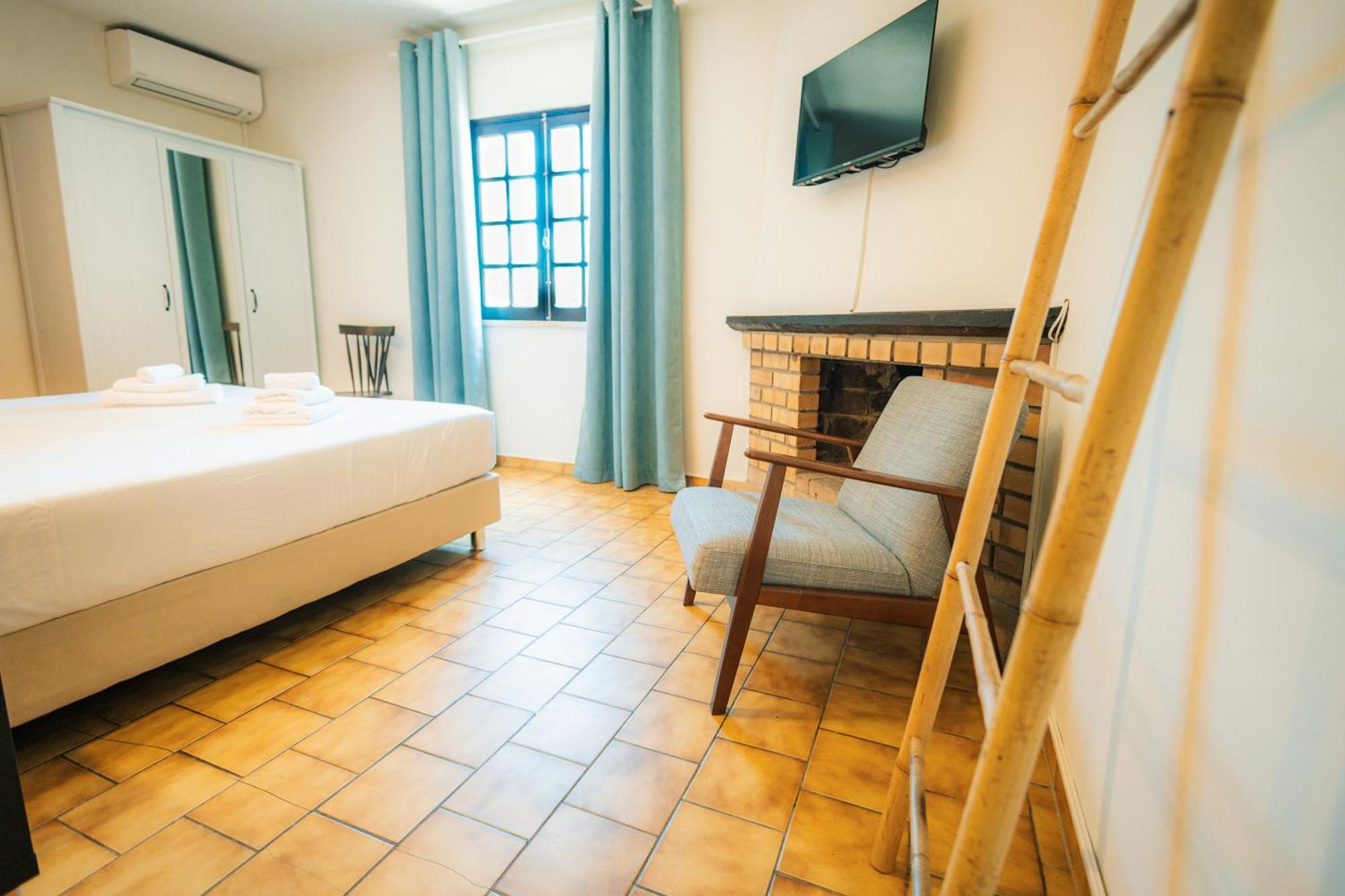 Deluxe Double or Twin Room