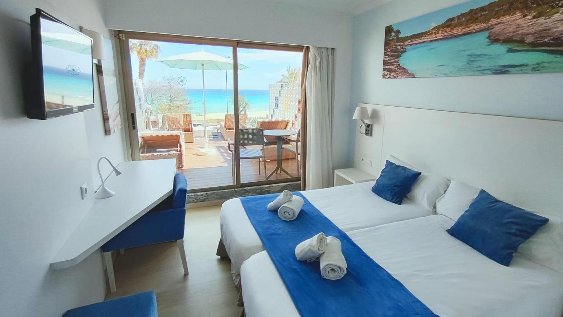 Twin Room with Sea View,1758274812:JPEG