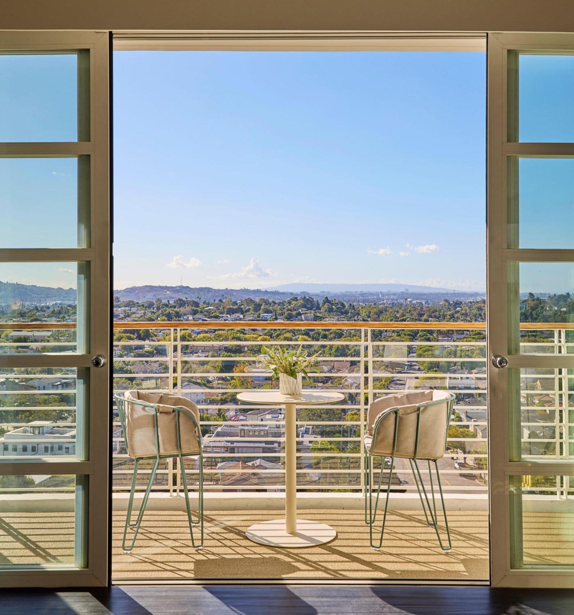 Los Angeles Suite