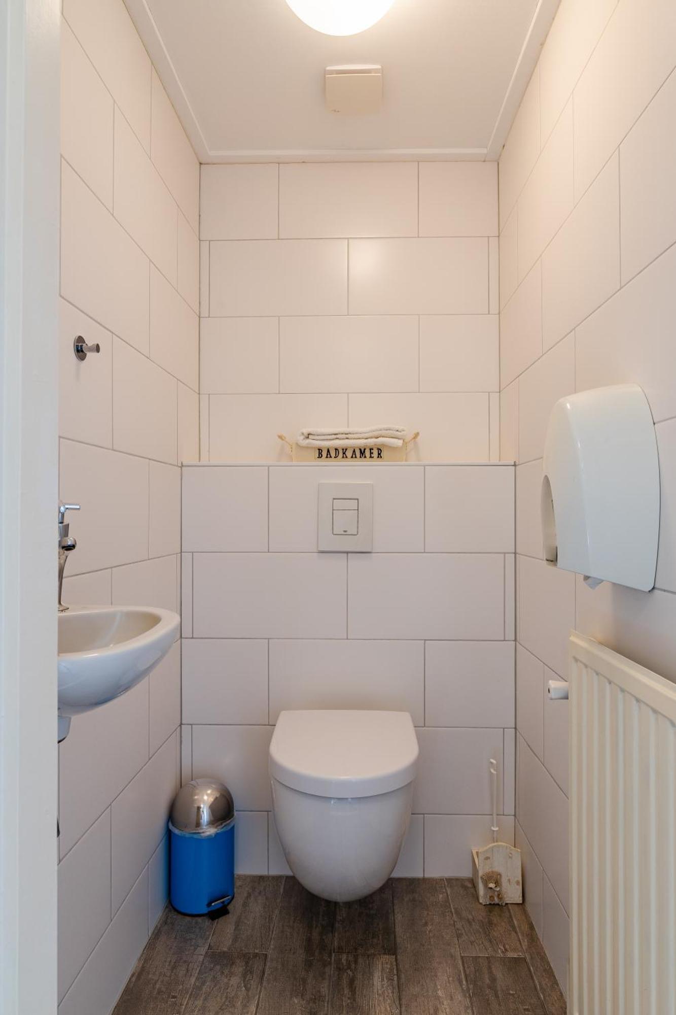 The theme comfort room (no pets allowed)