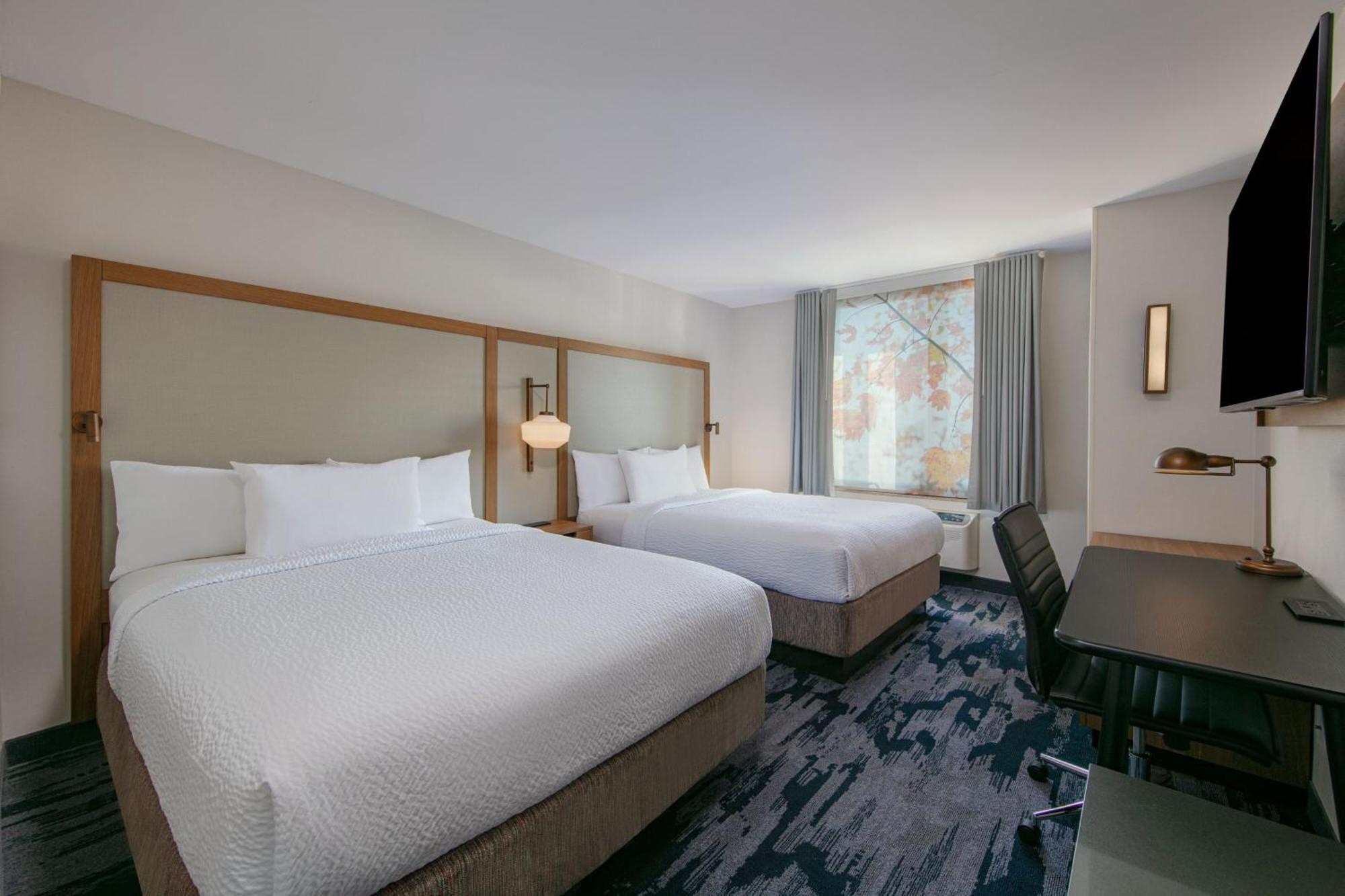 Queen Room Two Queen Beds