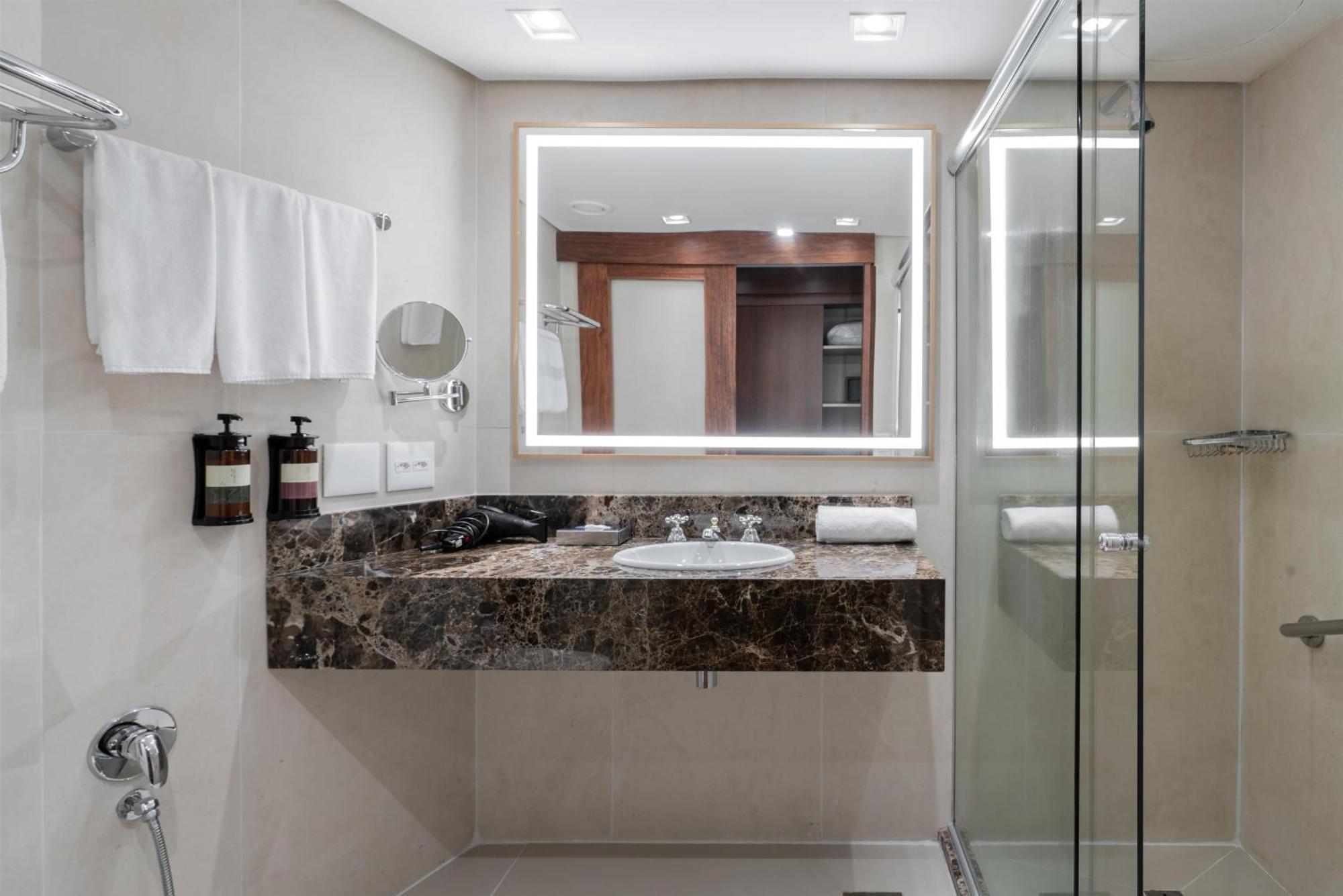 Premium King Room