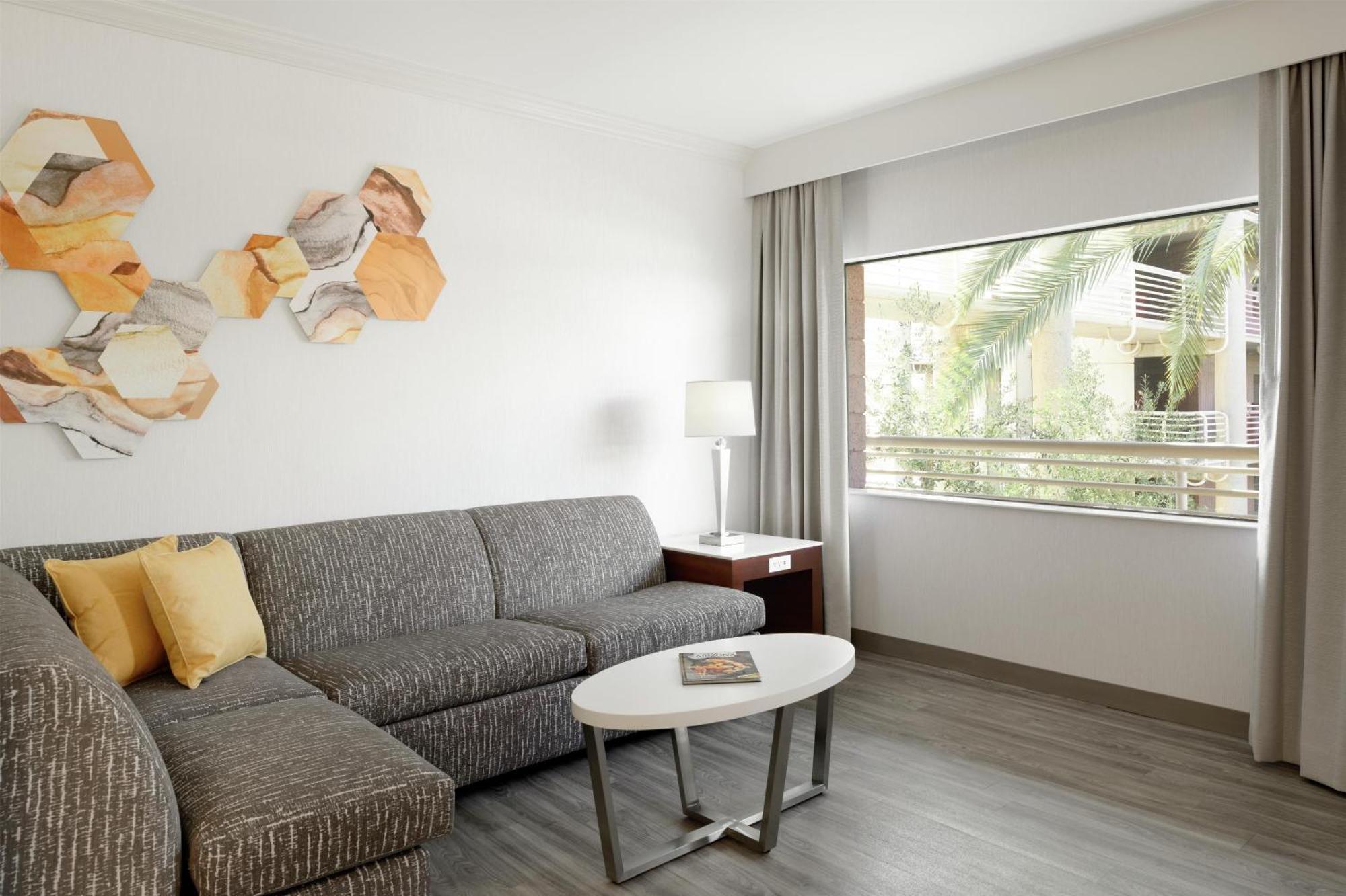 Deluxe King Suite Sofa Sleeper Living Room