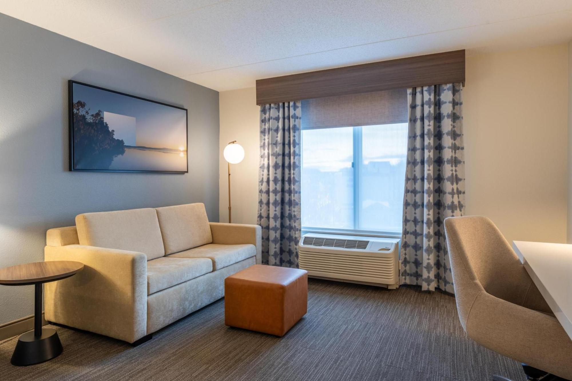 King Suite Balcony River View