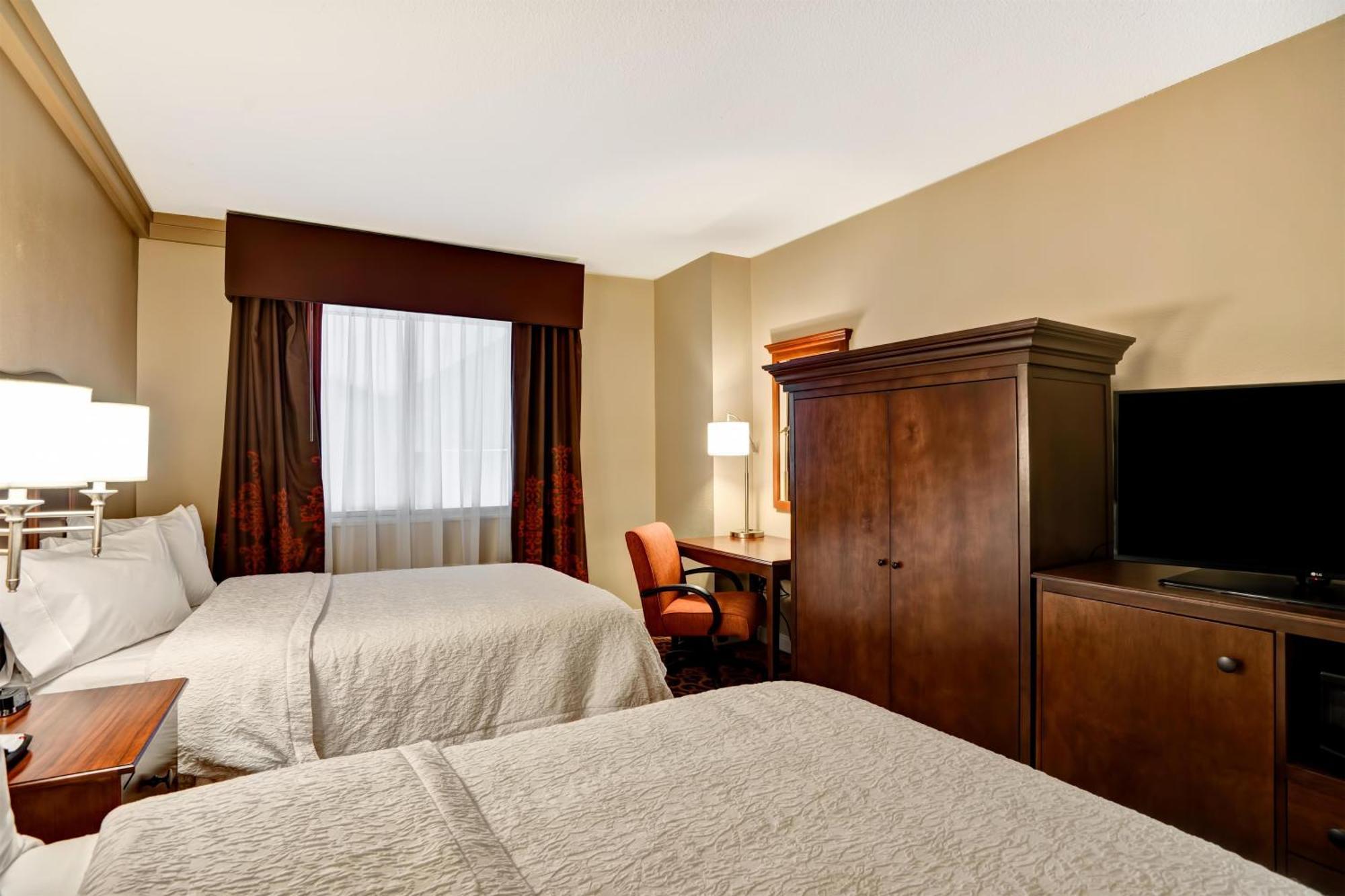 Queen Room Two Queen Beds