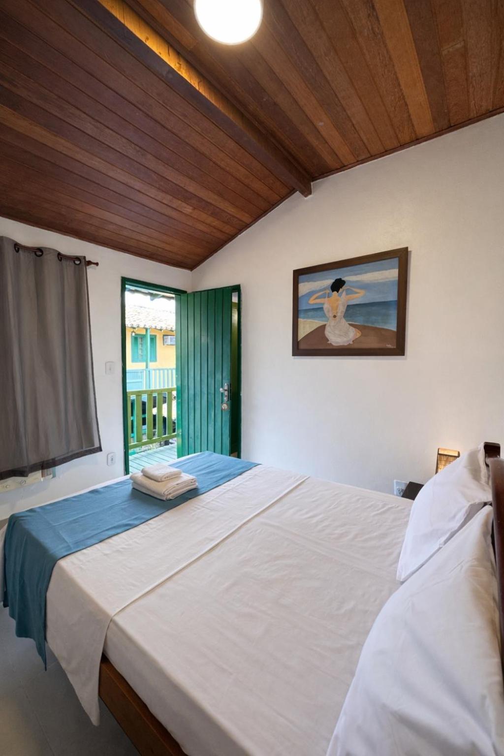 Double Room Private Bathroom