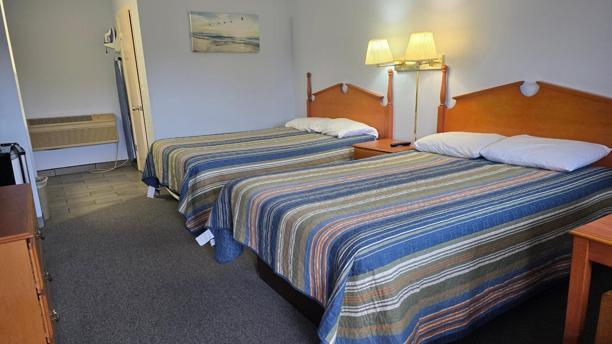 Double Room Two Double Beds Non-Smoking