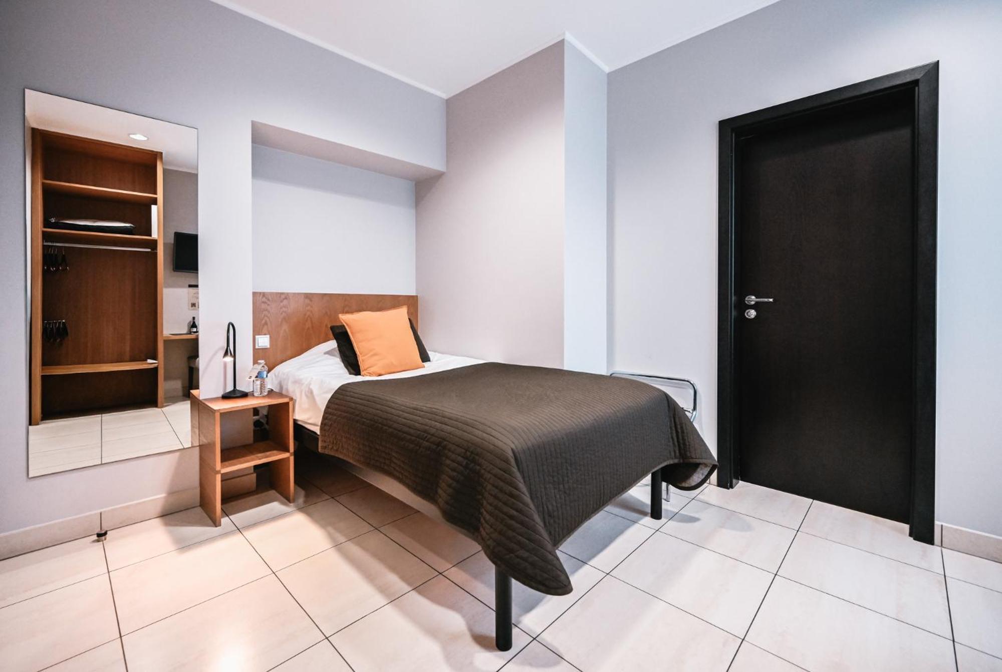 Chambre Single,1758339374:JPEG