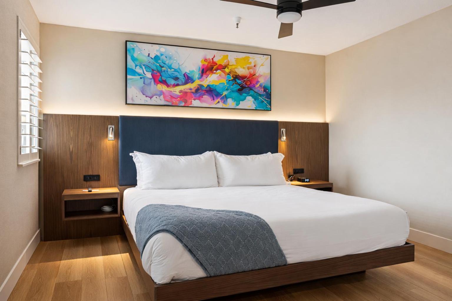 Standard King Room