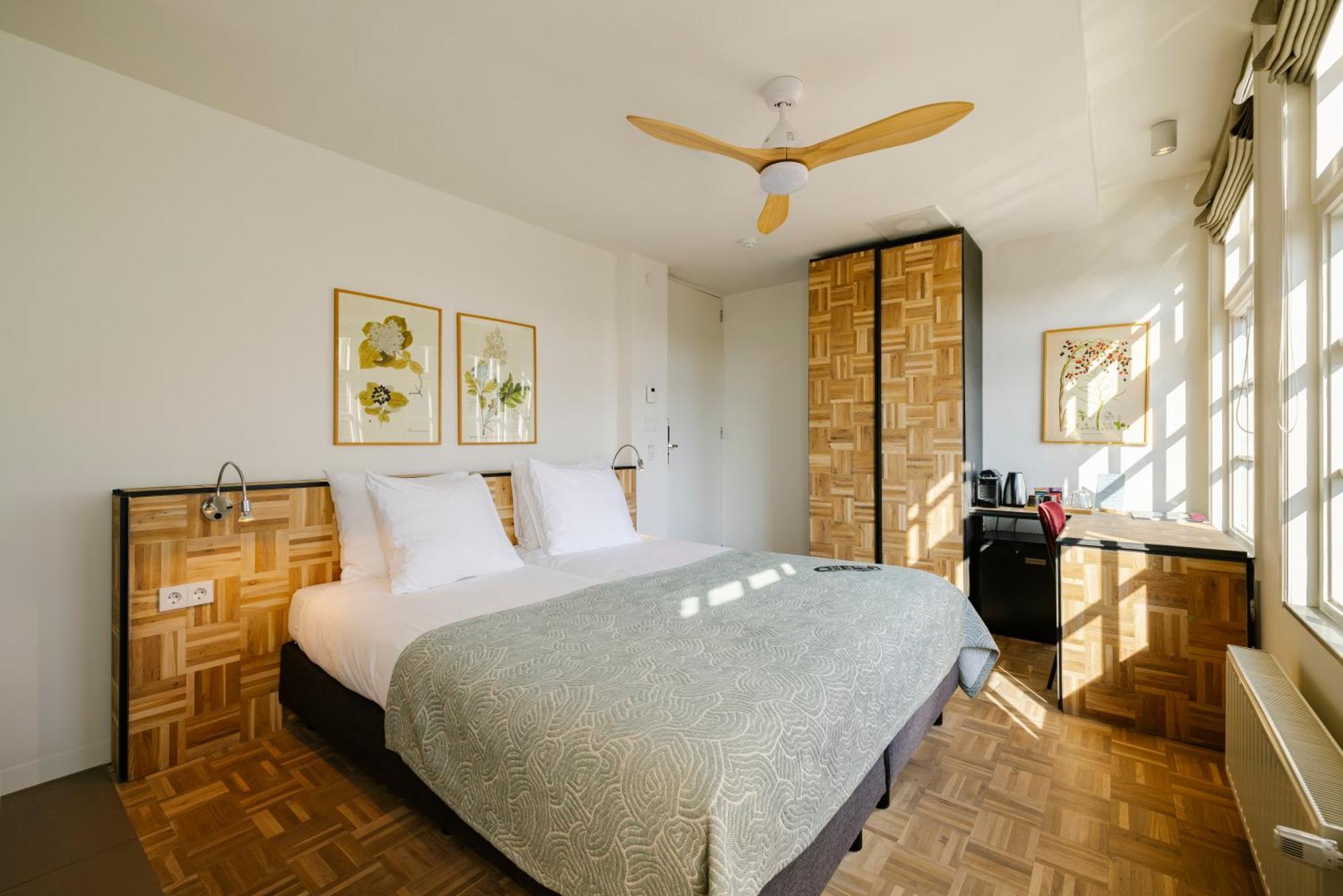 Bleecker Comfort Room