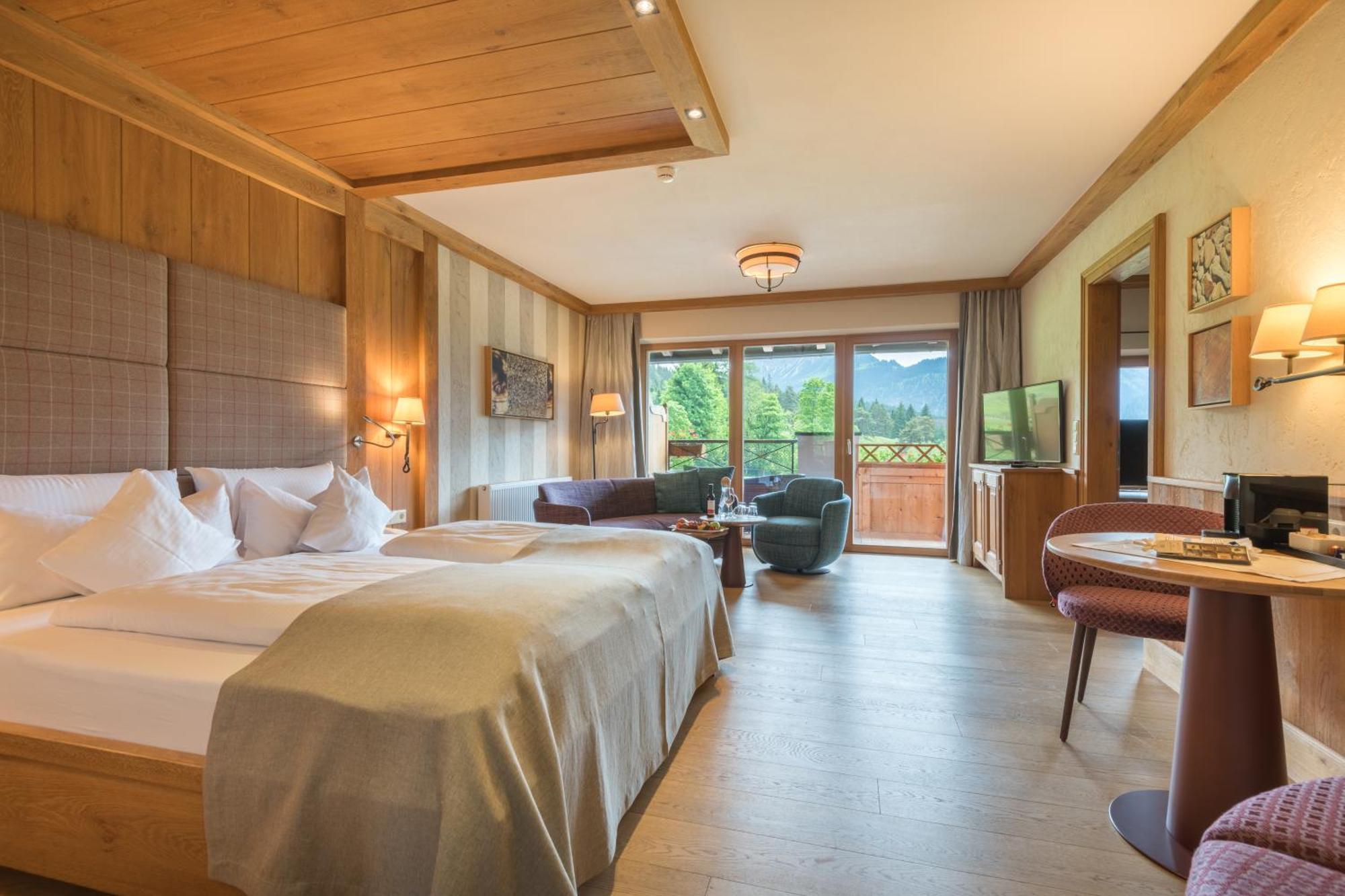 Double Room Mountain View