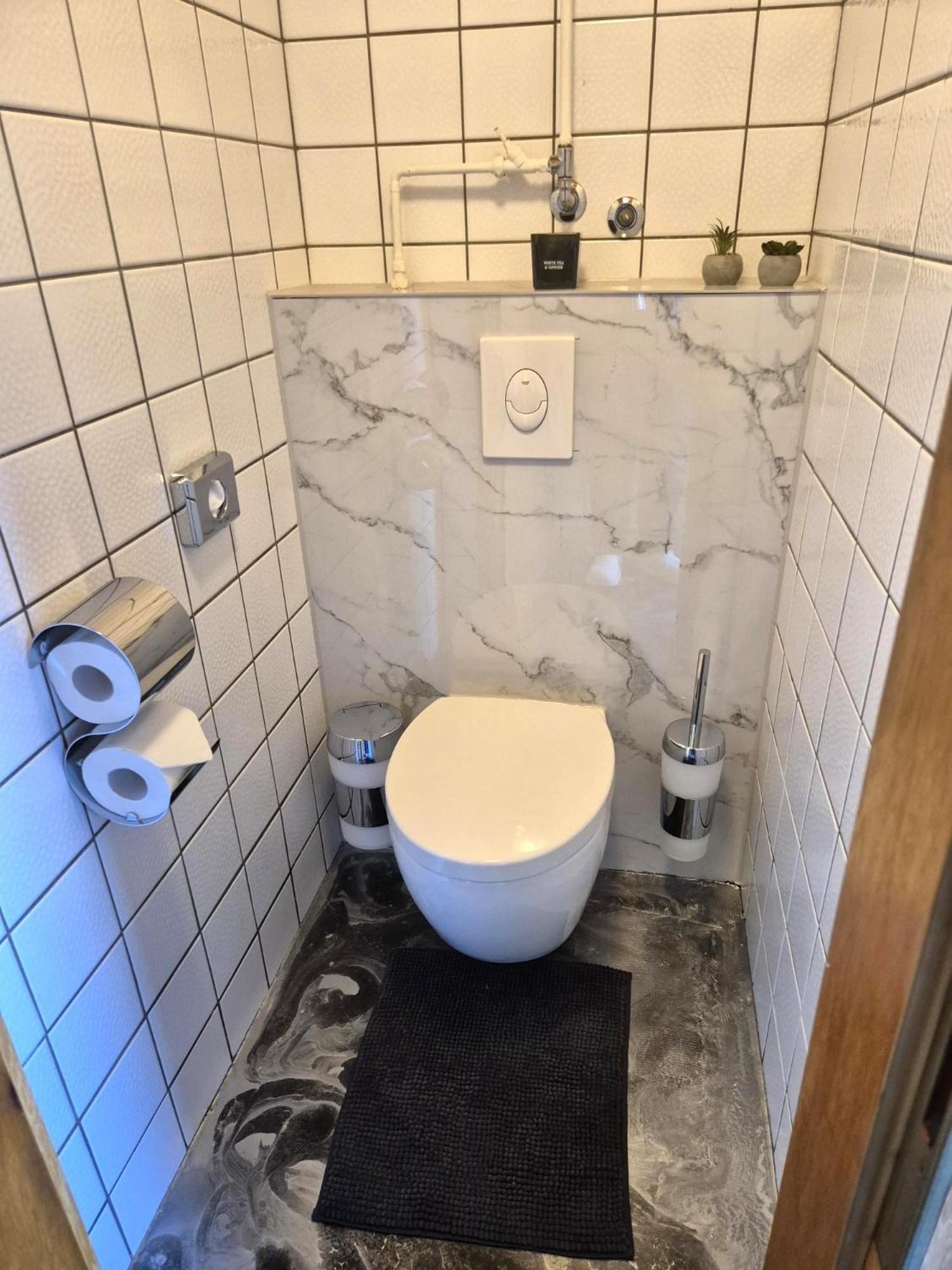 Double Room Private External Bathroom