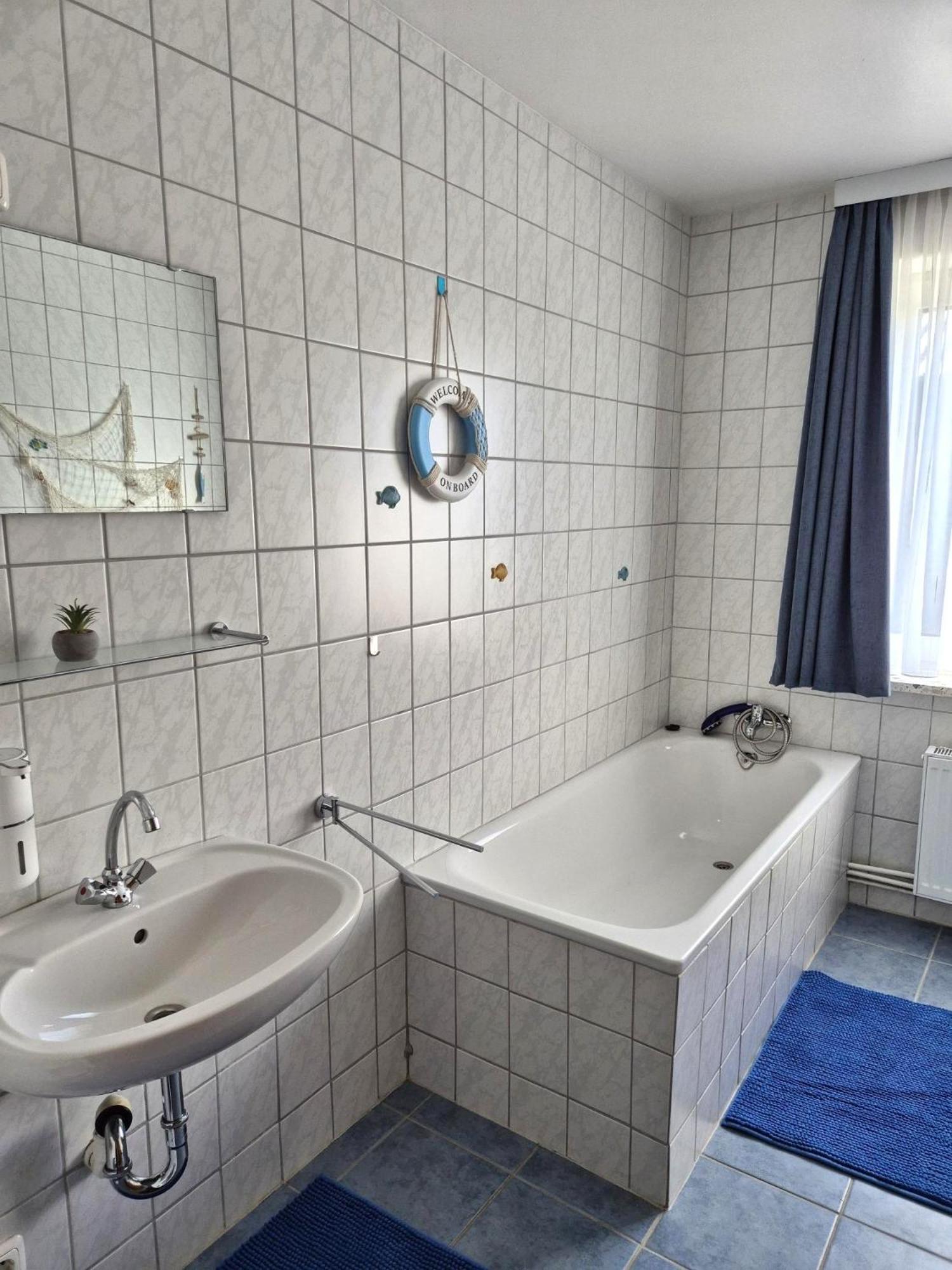 Family Room Private Bathroom