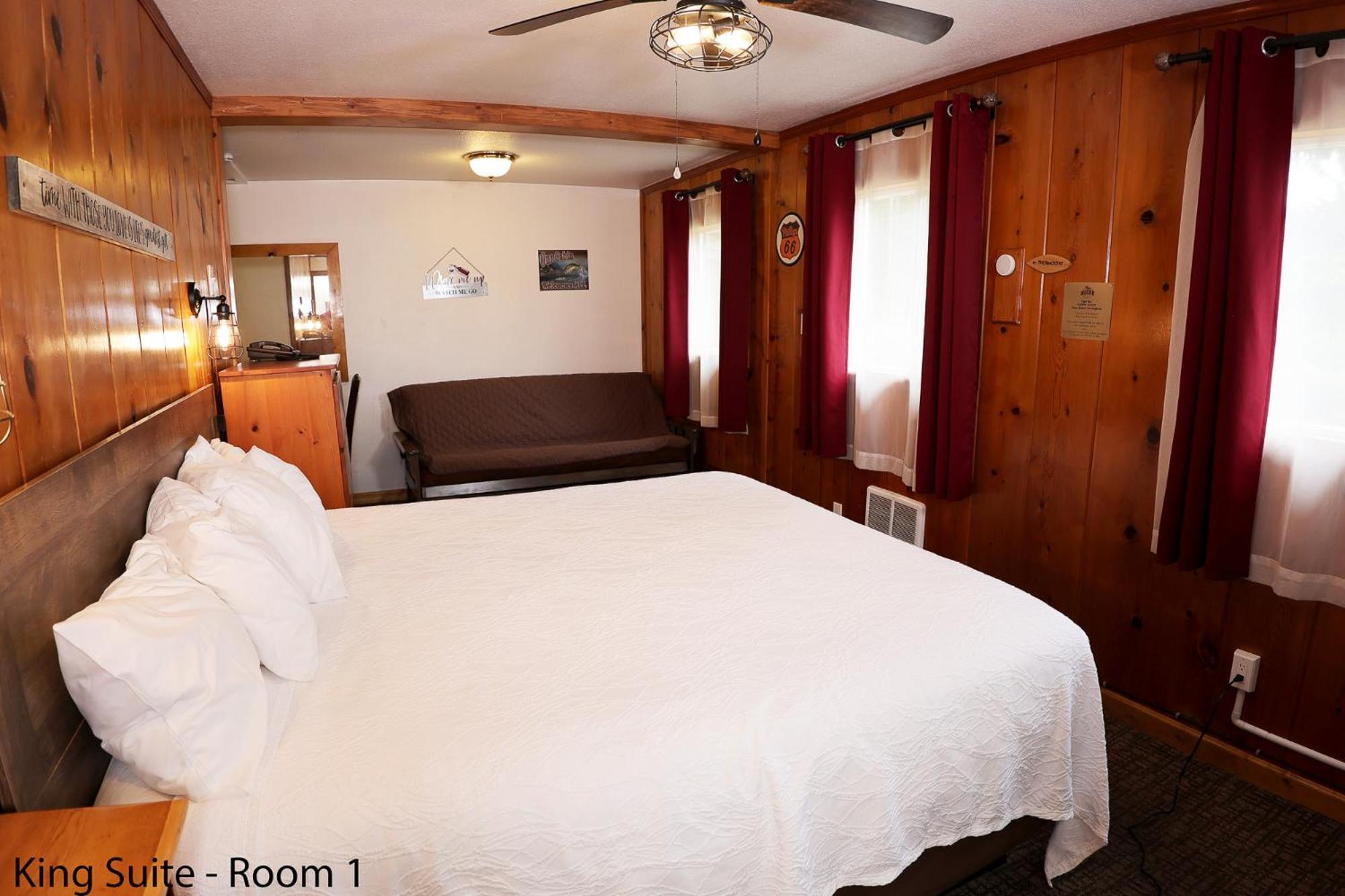 King Suite Motel