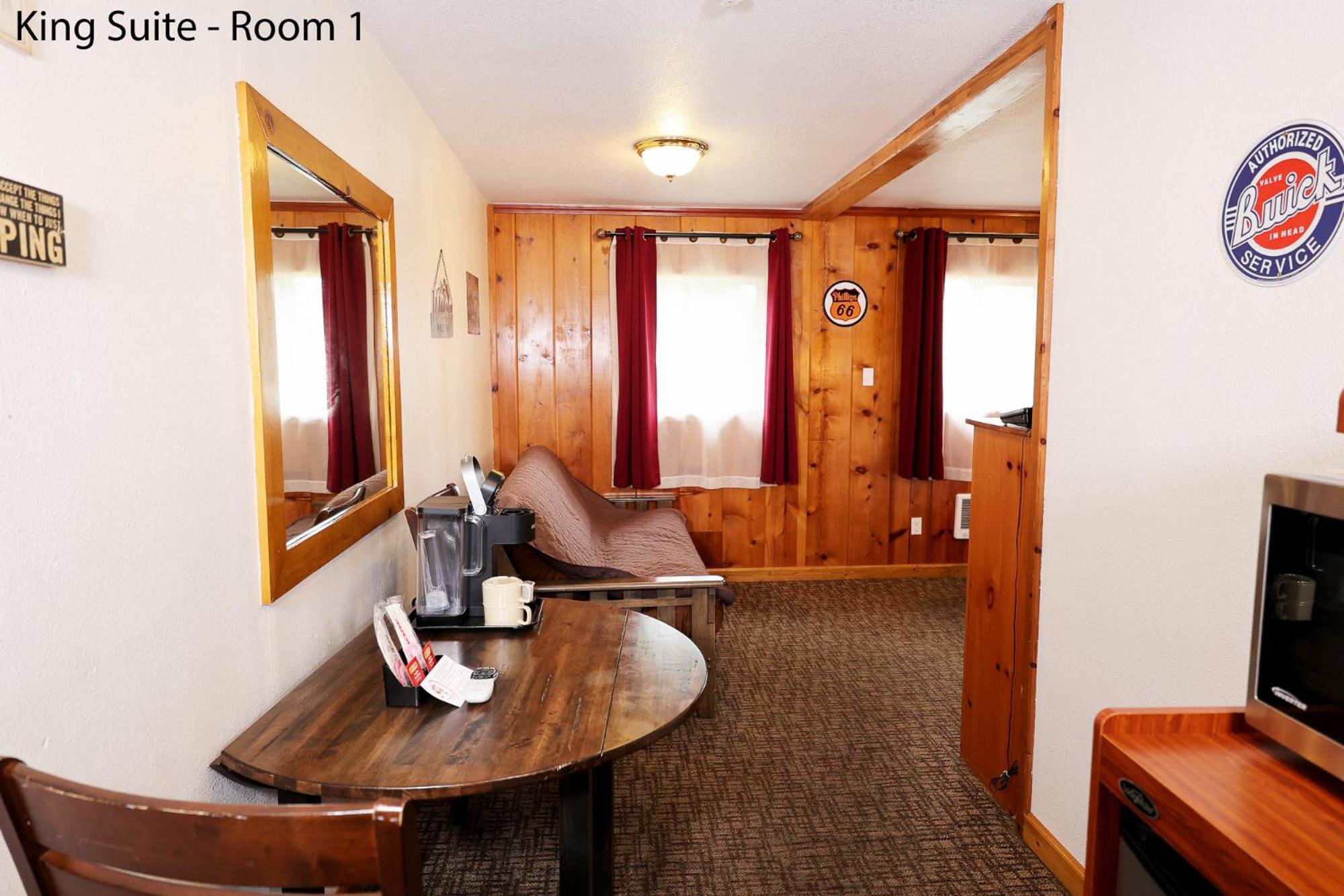 King Suite Motel