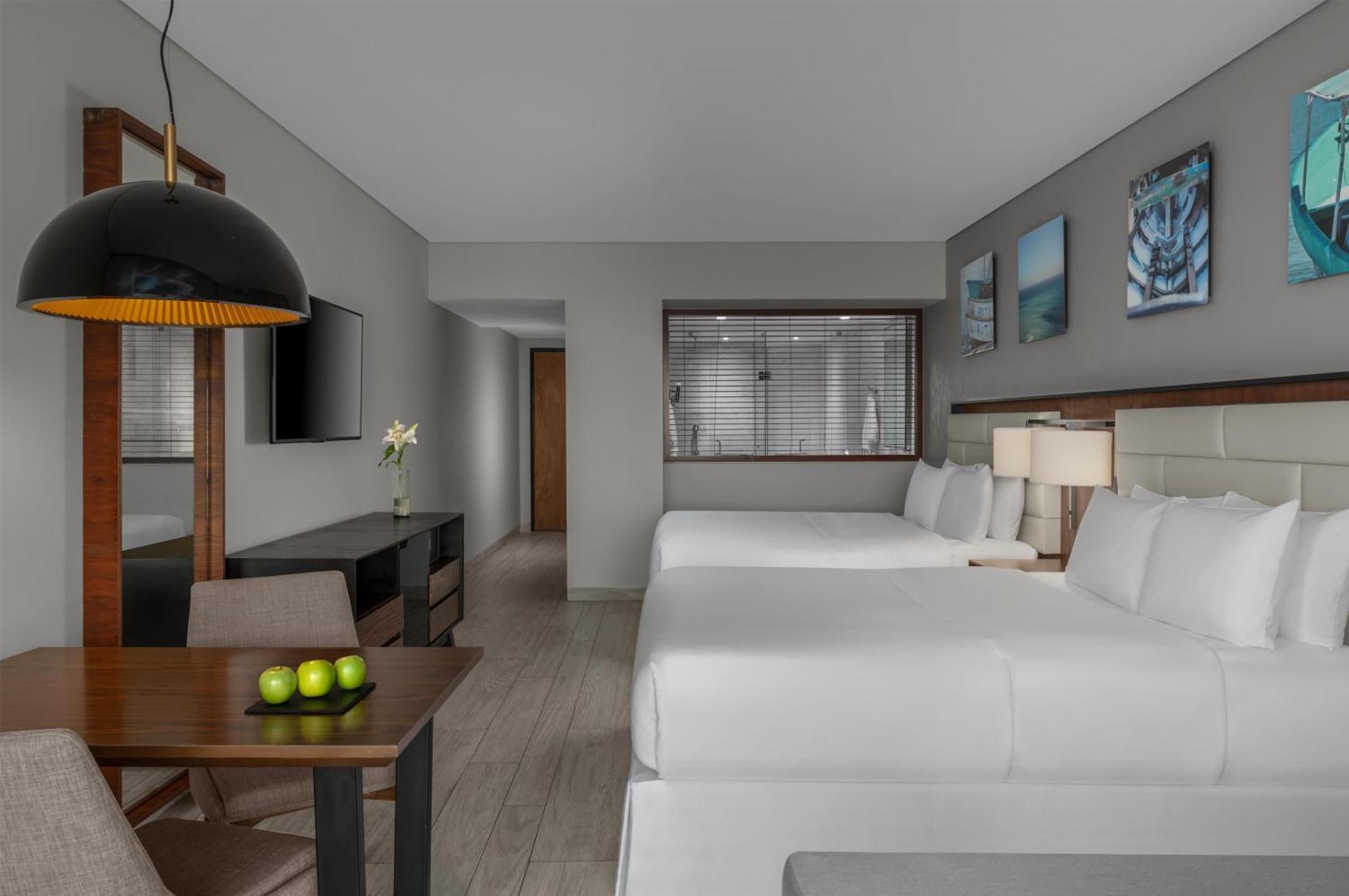 Queen Room Two Queen Beds Standard Oceanfront View
