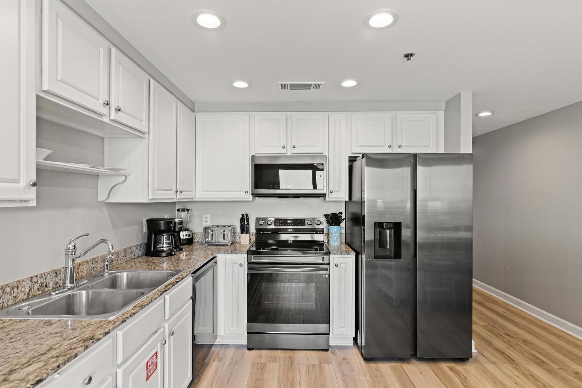 Two-Bedroom Apartment 406E
