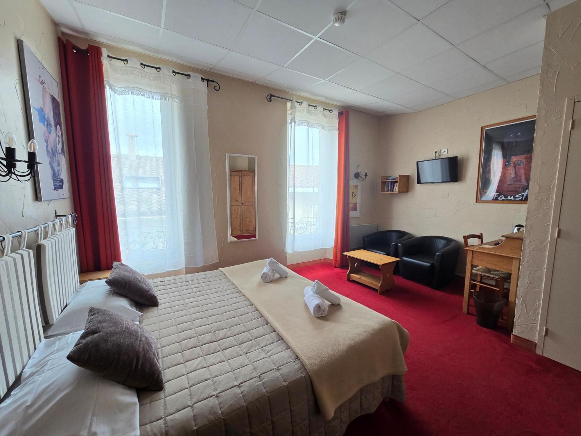 Superior King Room
