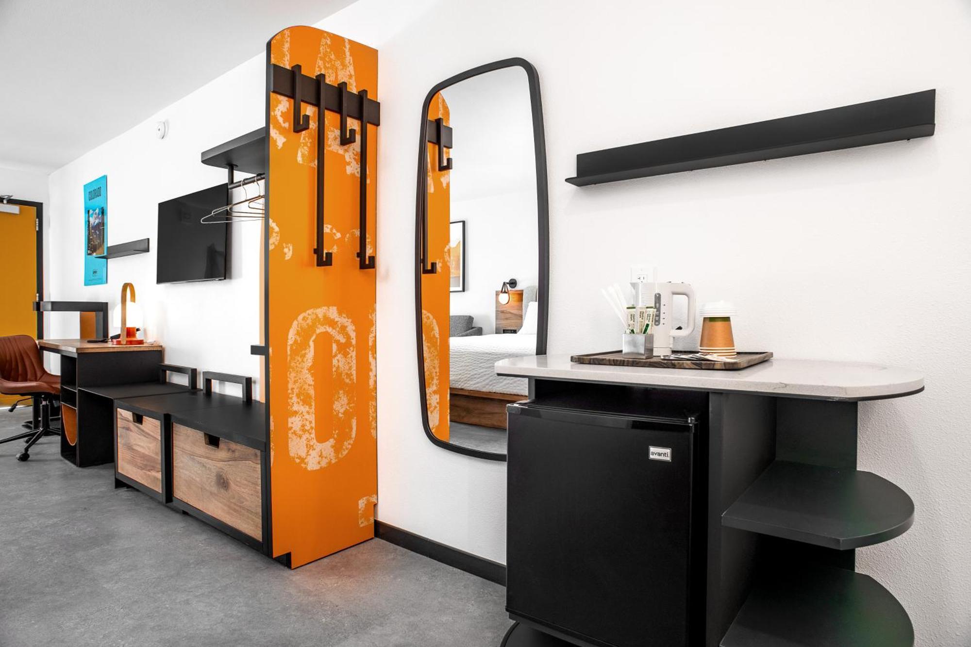 Deluxe King Room