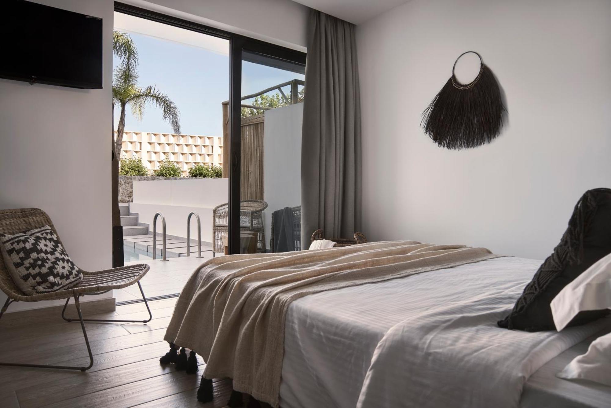 Superior Room Private Pool