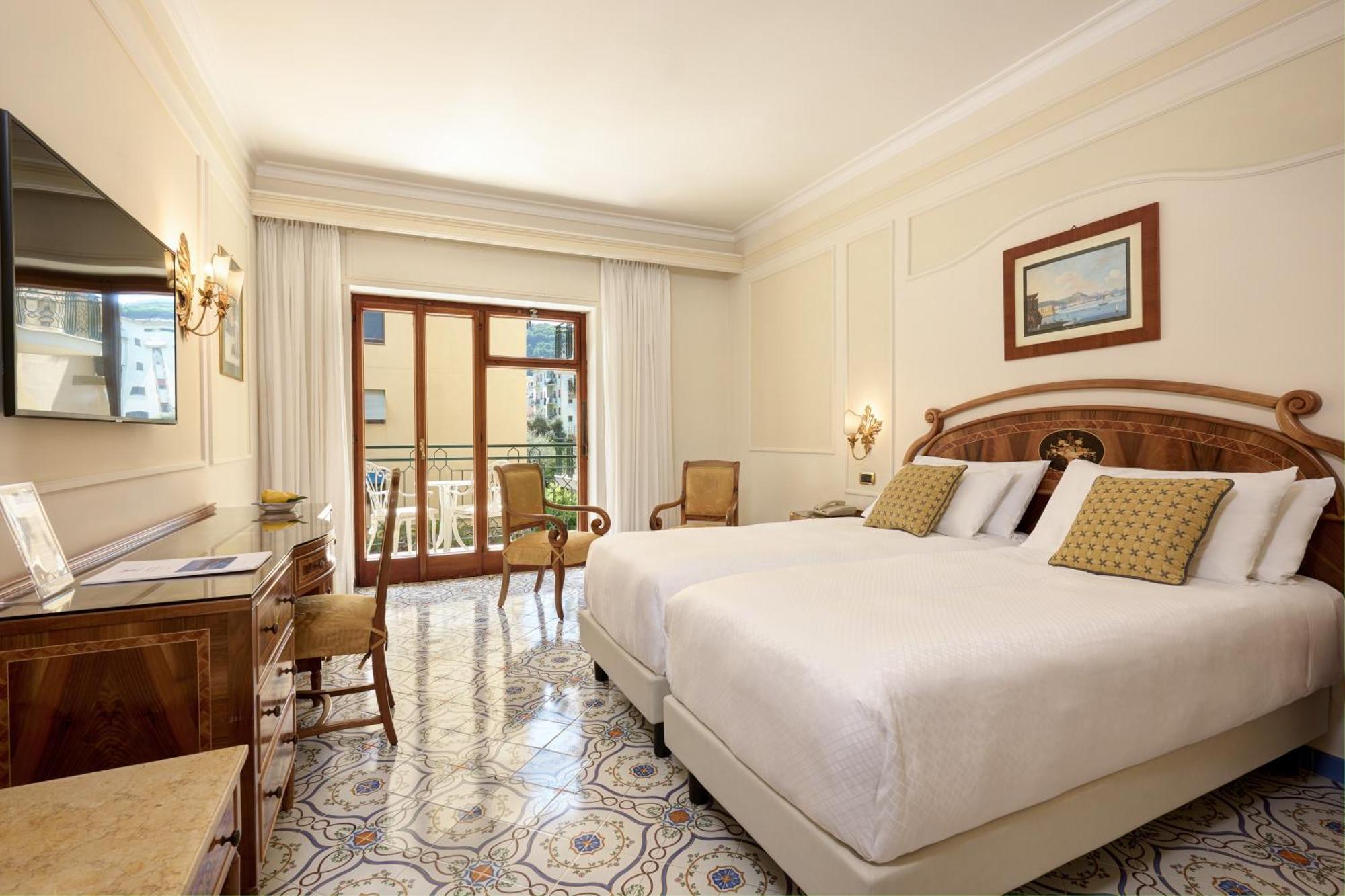 Classic Double or Twin Room Balcony