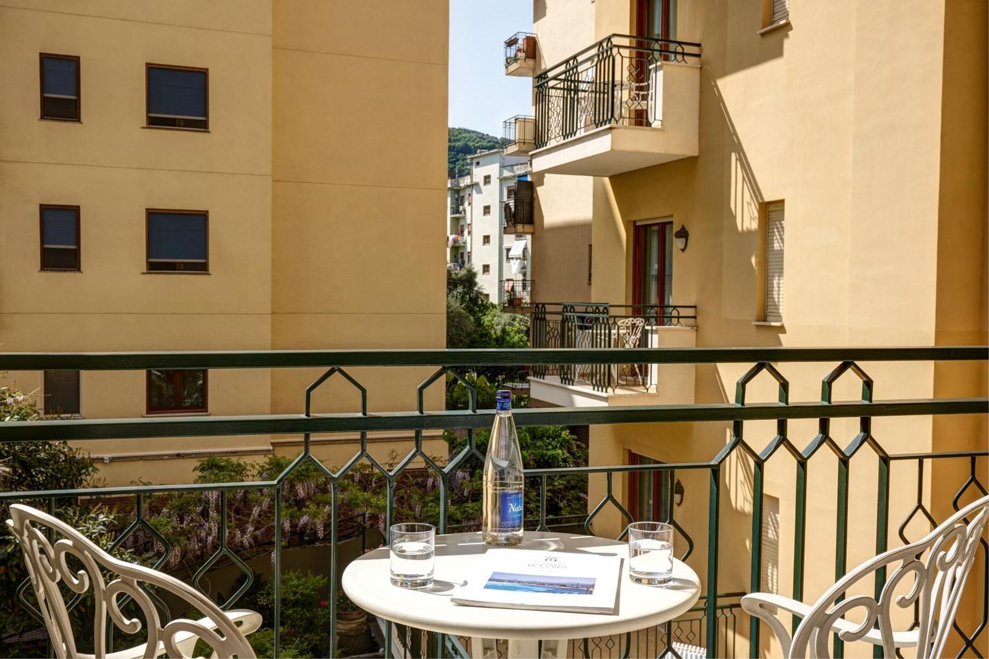 Classic Double or Twin Room Balcony