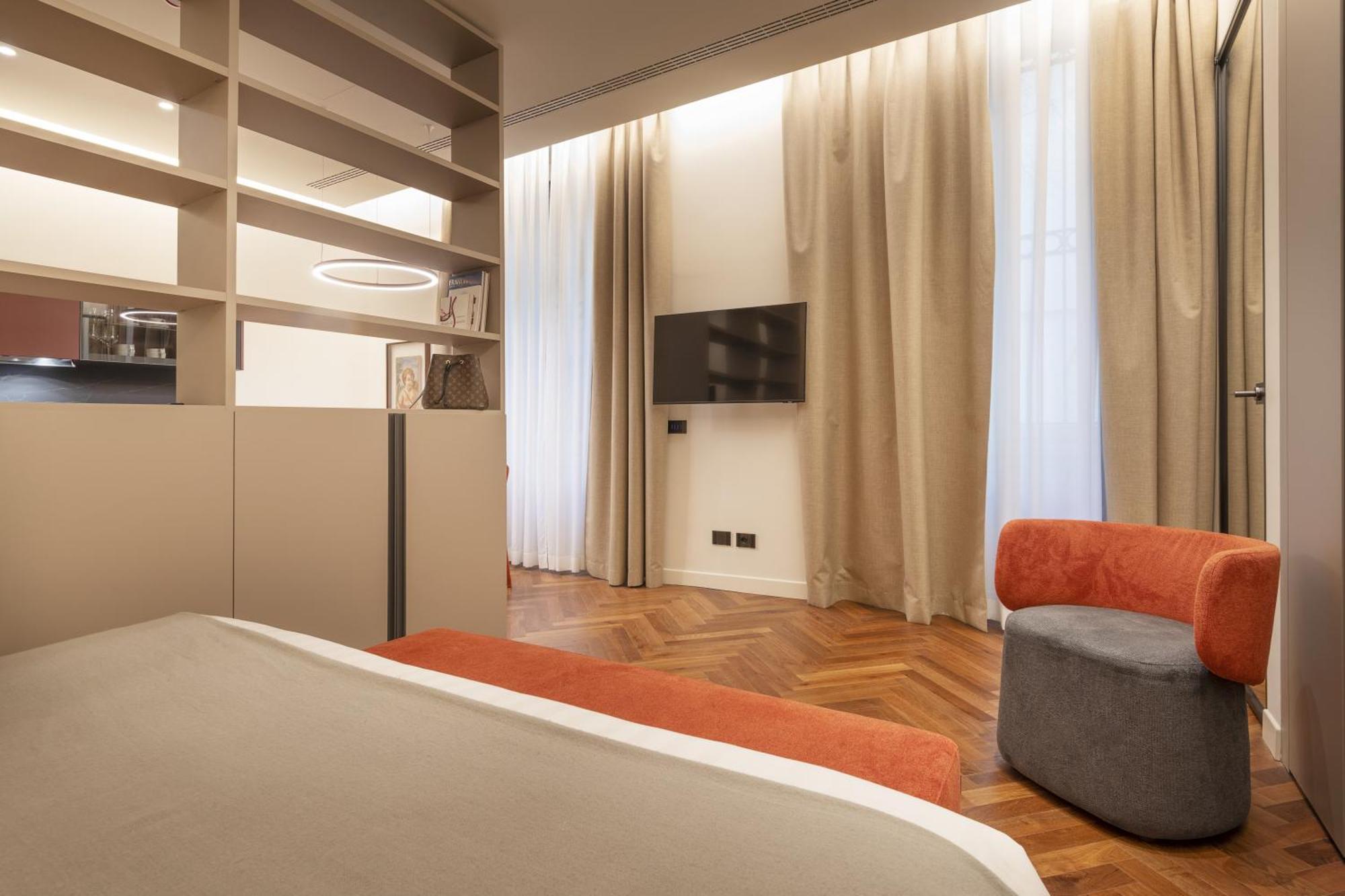 Deluxe Apartment
