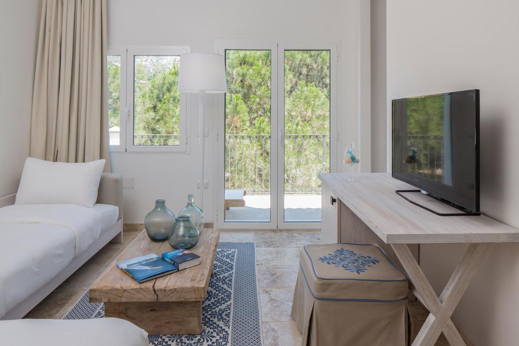 Family Room Balcony Park View